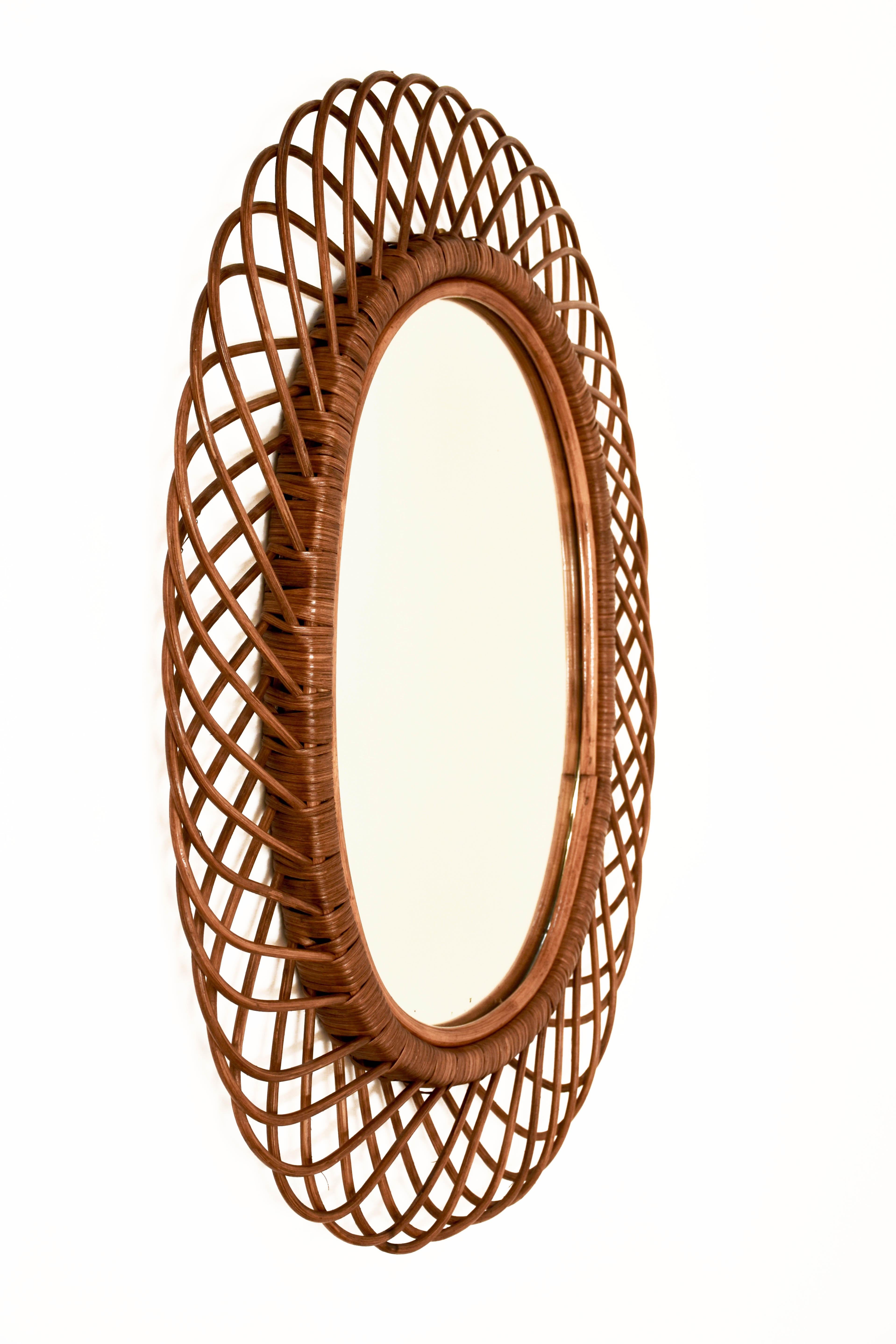 Mid-Century Modern Midcentury French Riviera Curved Rattan and Bamboo Italian Oval Mirror, 1960s
