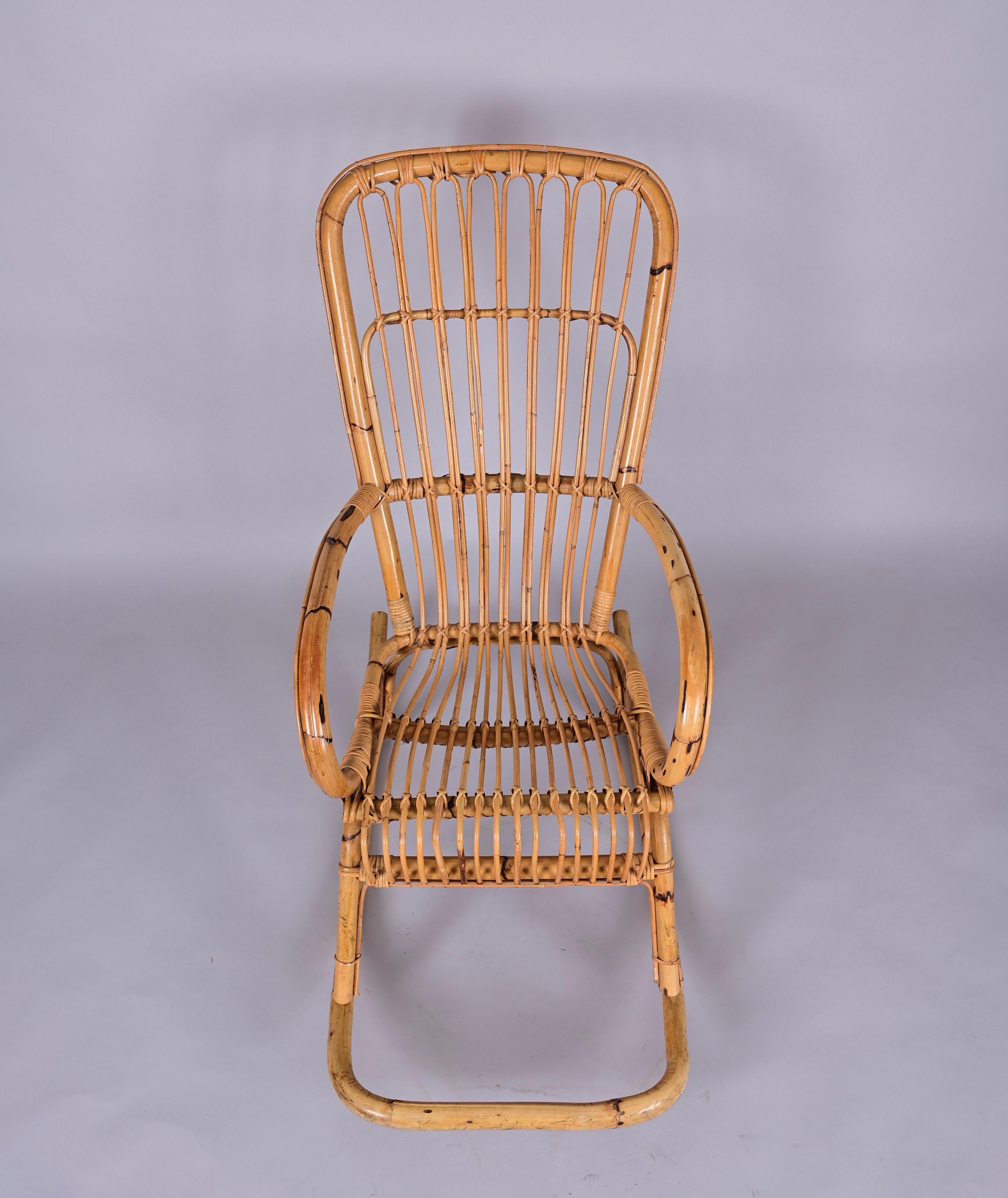 Mid-Century French Riviera Curved Rattan and Bamboo Italian Rocking Chair, 1970s For Sale 8