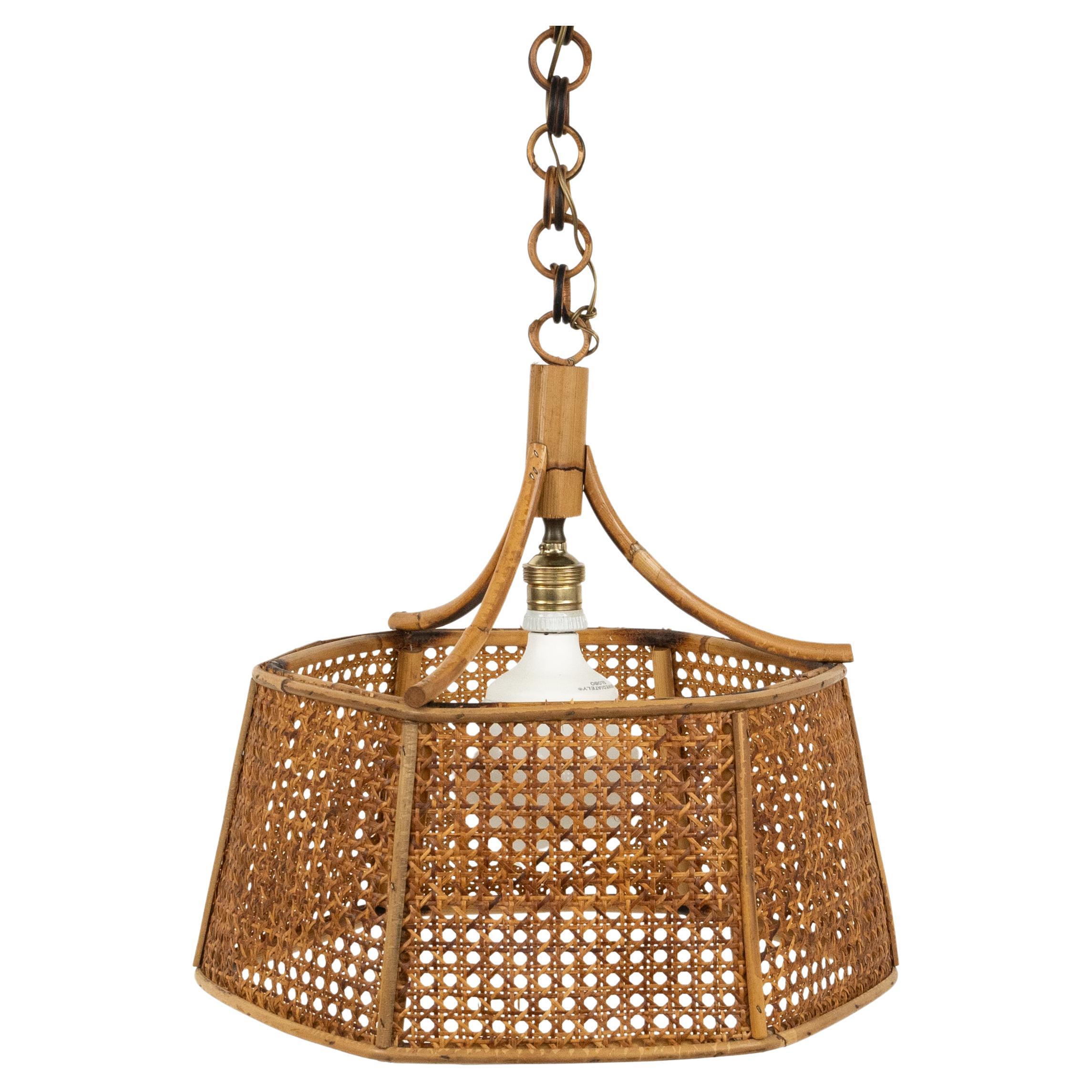 Midcentury French Riviera Hand-Crafted Chandelier Rattan and Wicker, Italy 1960s For Sale