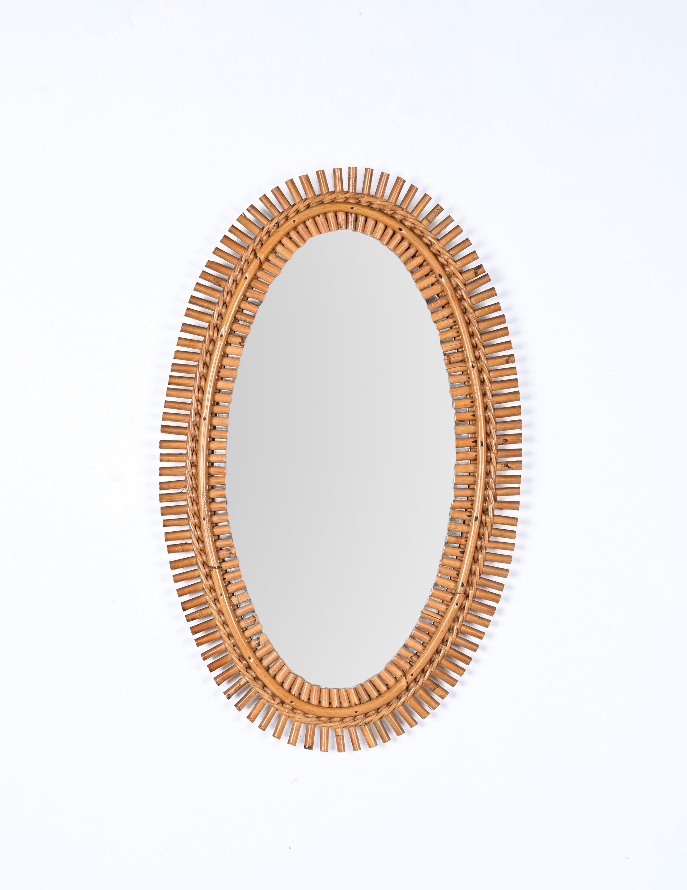 Midcentury French Riviera Oval Wall Mirror with Bamboo and Rattan Frame, 1960s In Good Condition In Roma, IT