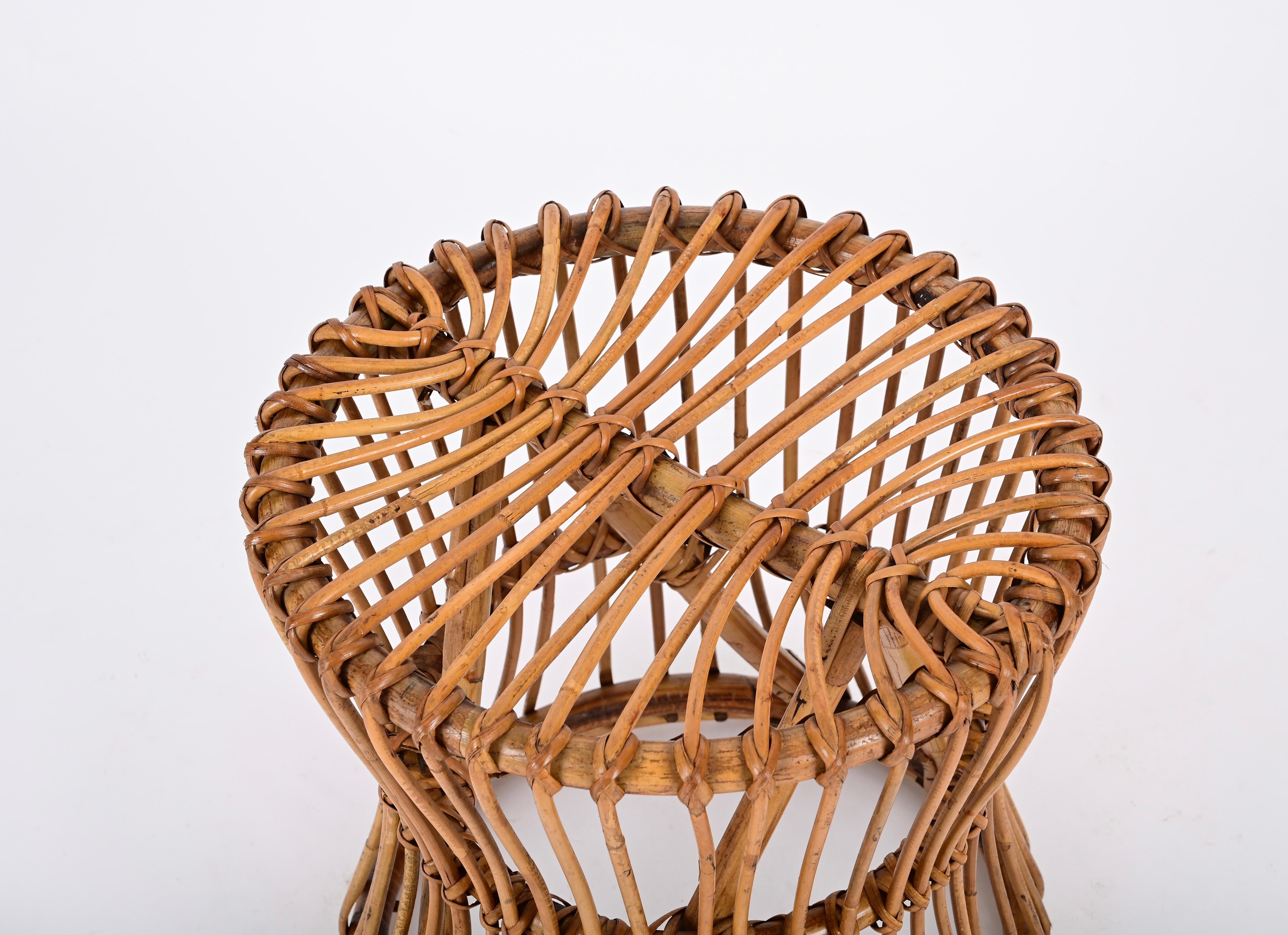 Hand-Crafted Midcentury French Riviera Pouf Stool in Rattan and Woven Wicker, Italy, 1960s For Sale