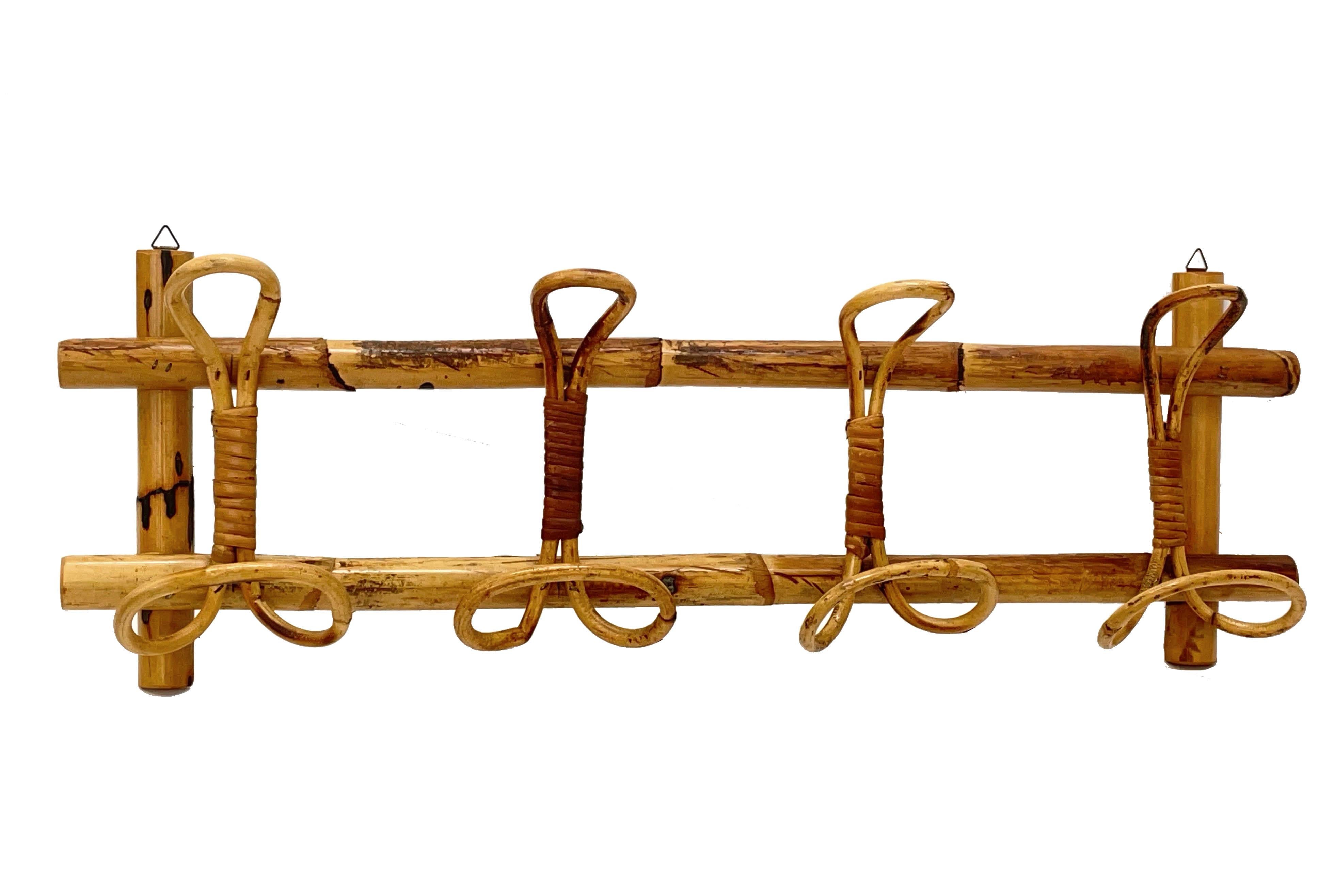 Midcentury French Riviera Rattan and Bamboo Canes Italian Coat Rack, 1960s In Good Condition In Roma, IT