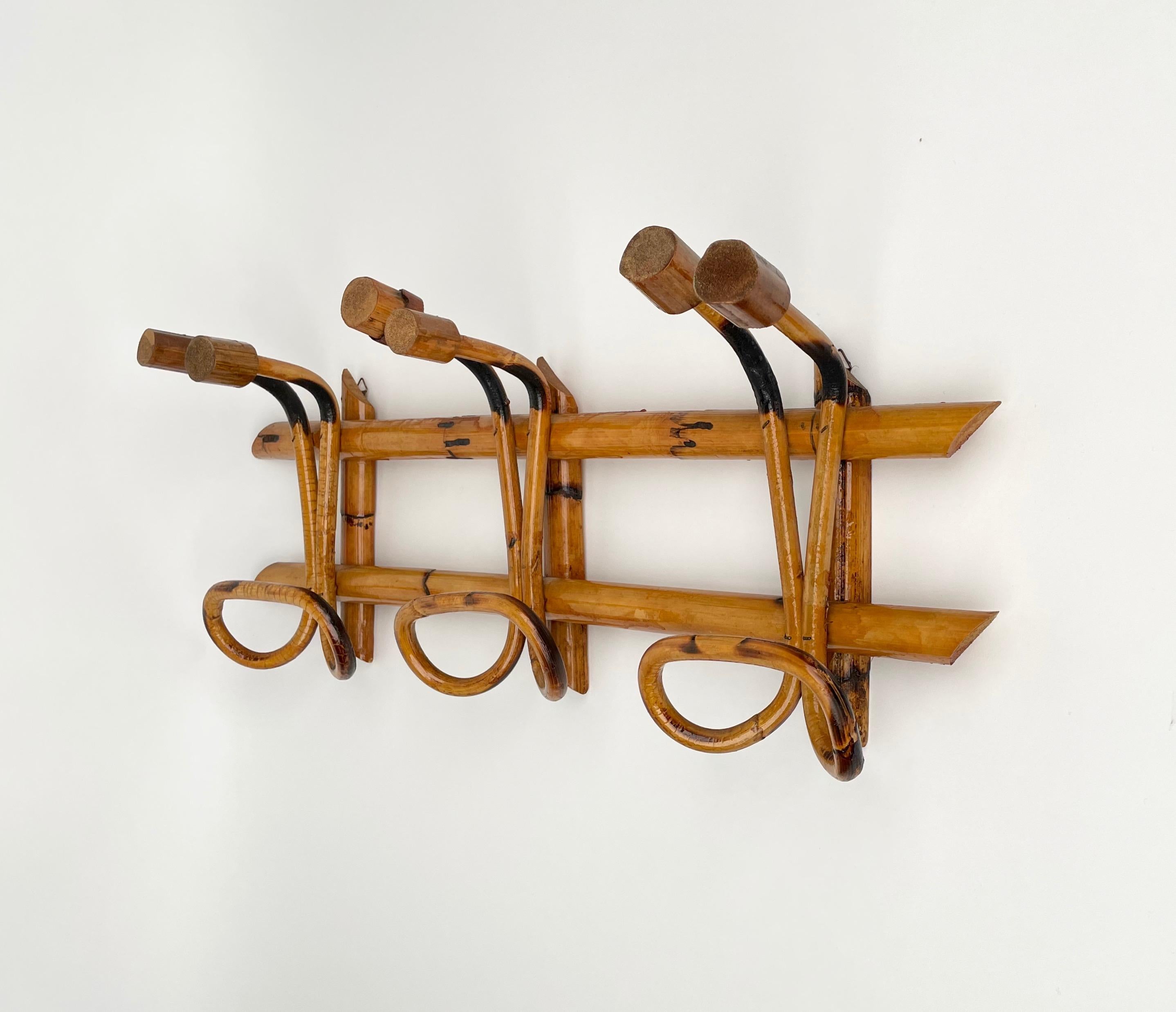 Midcentury French Riviera Rattan and Bamboo Italian Coat Rack, 1960s In Good Condition For Sale In Rome, IT