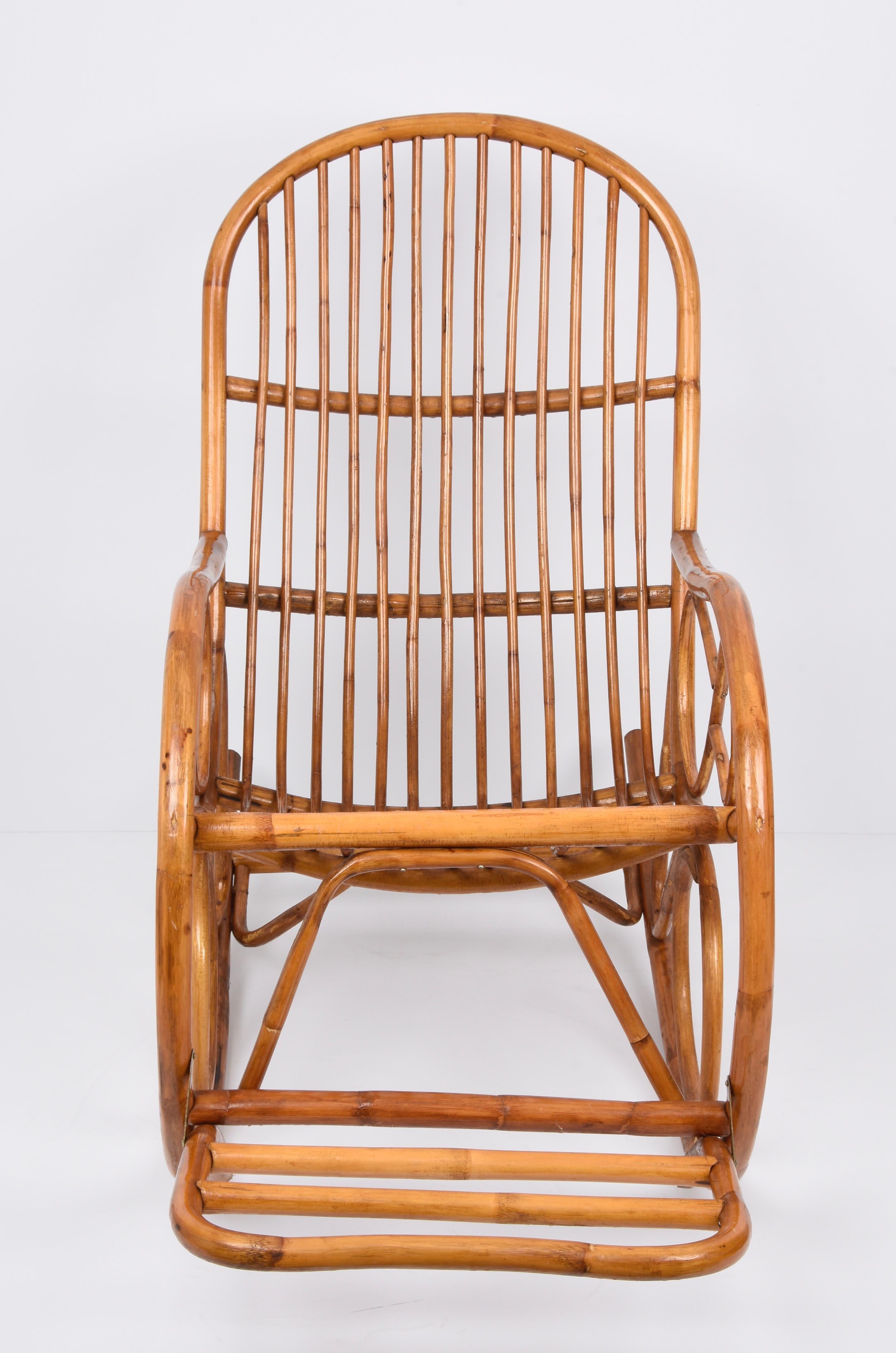Midcentury French Riviera Rattan and Bamboo Italian Rocking Chair, 1970s For Sale 1