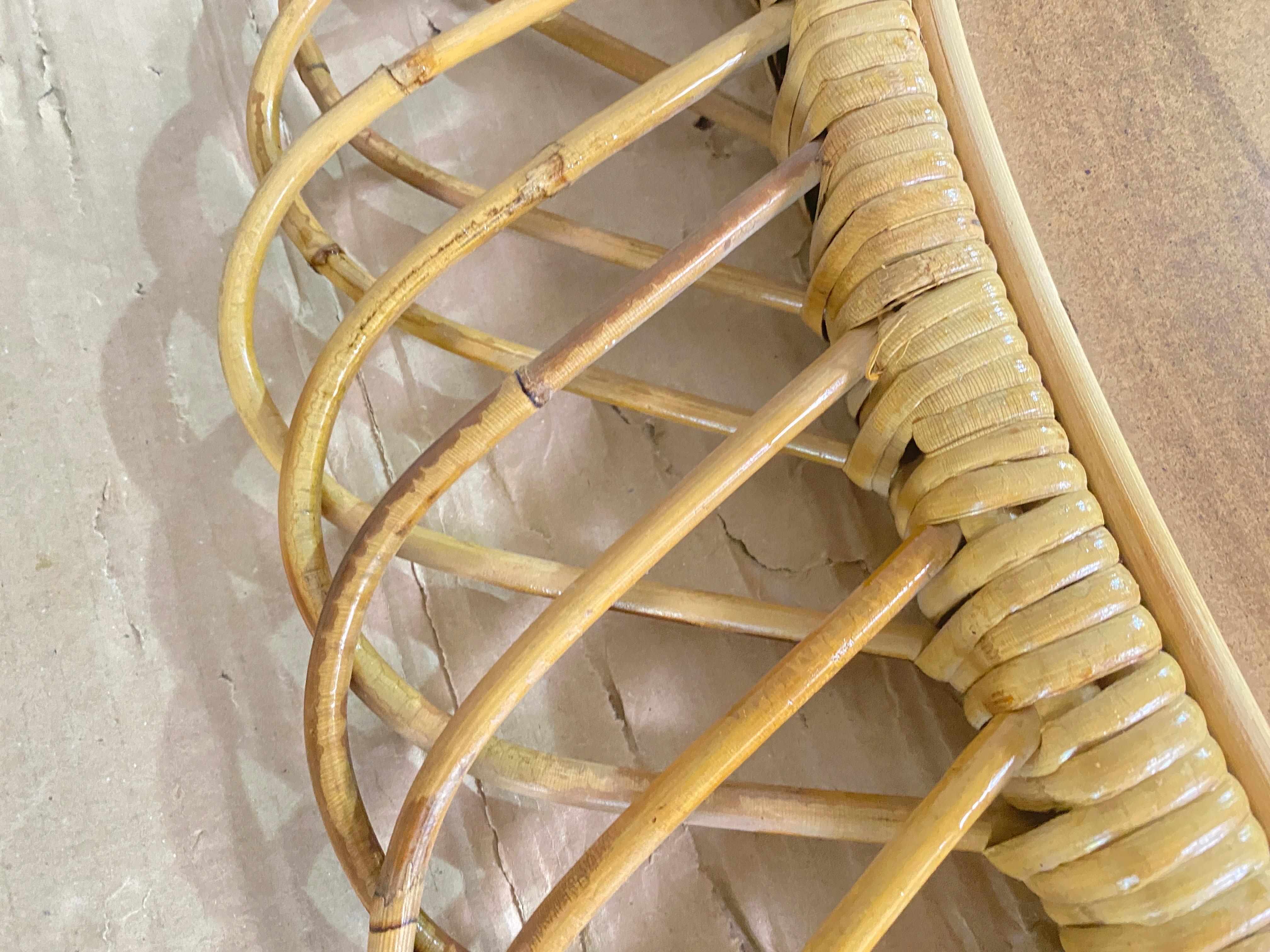 Midcentury French Riviera Rattan and Bamboo Oval Wall Mirror, Italy 1960s 9