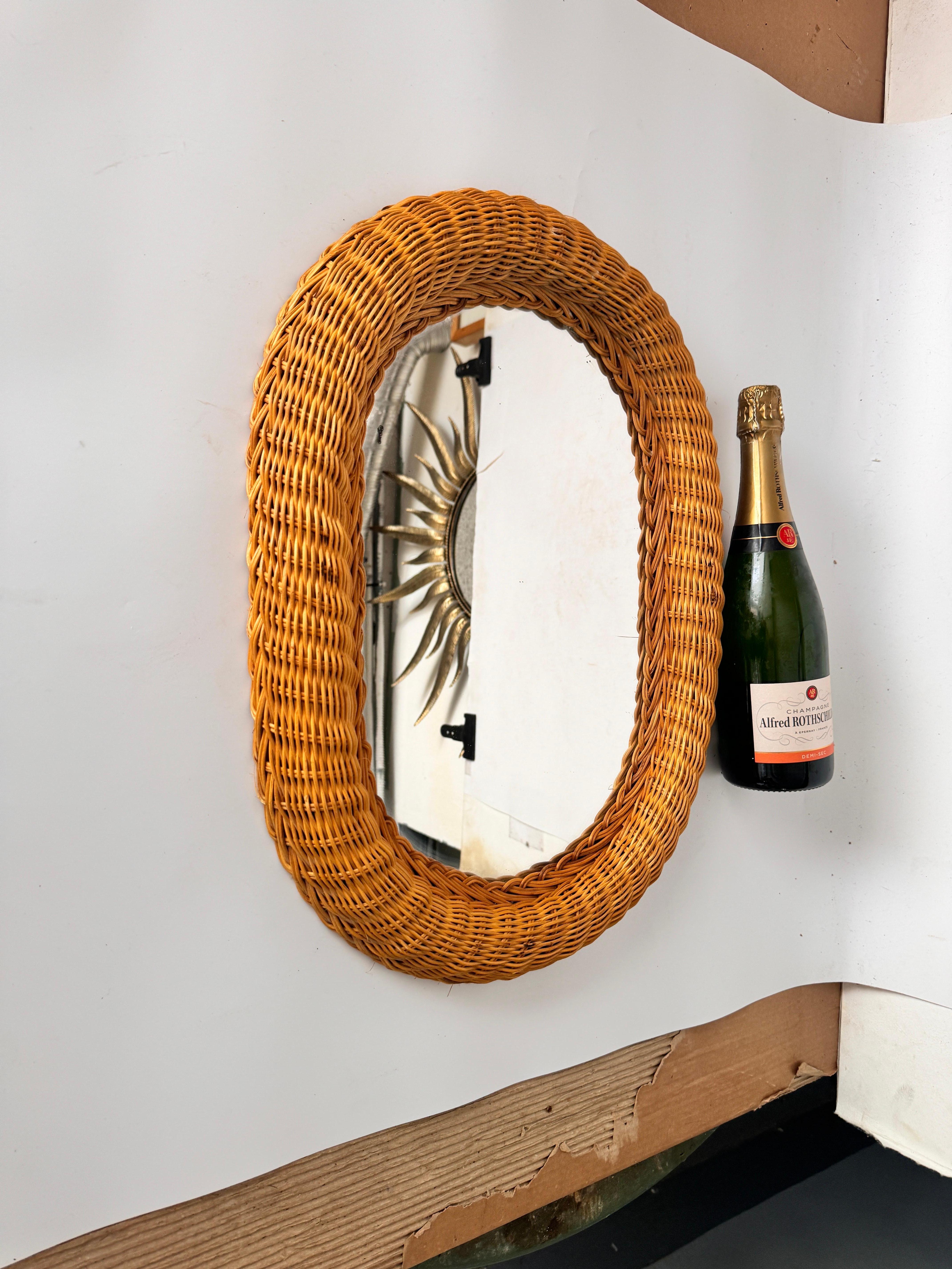 Italian Midcentury French Riviera Rattan and Bamboo Oval Wall Mirror, Italy 1960s For Sale