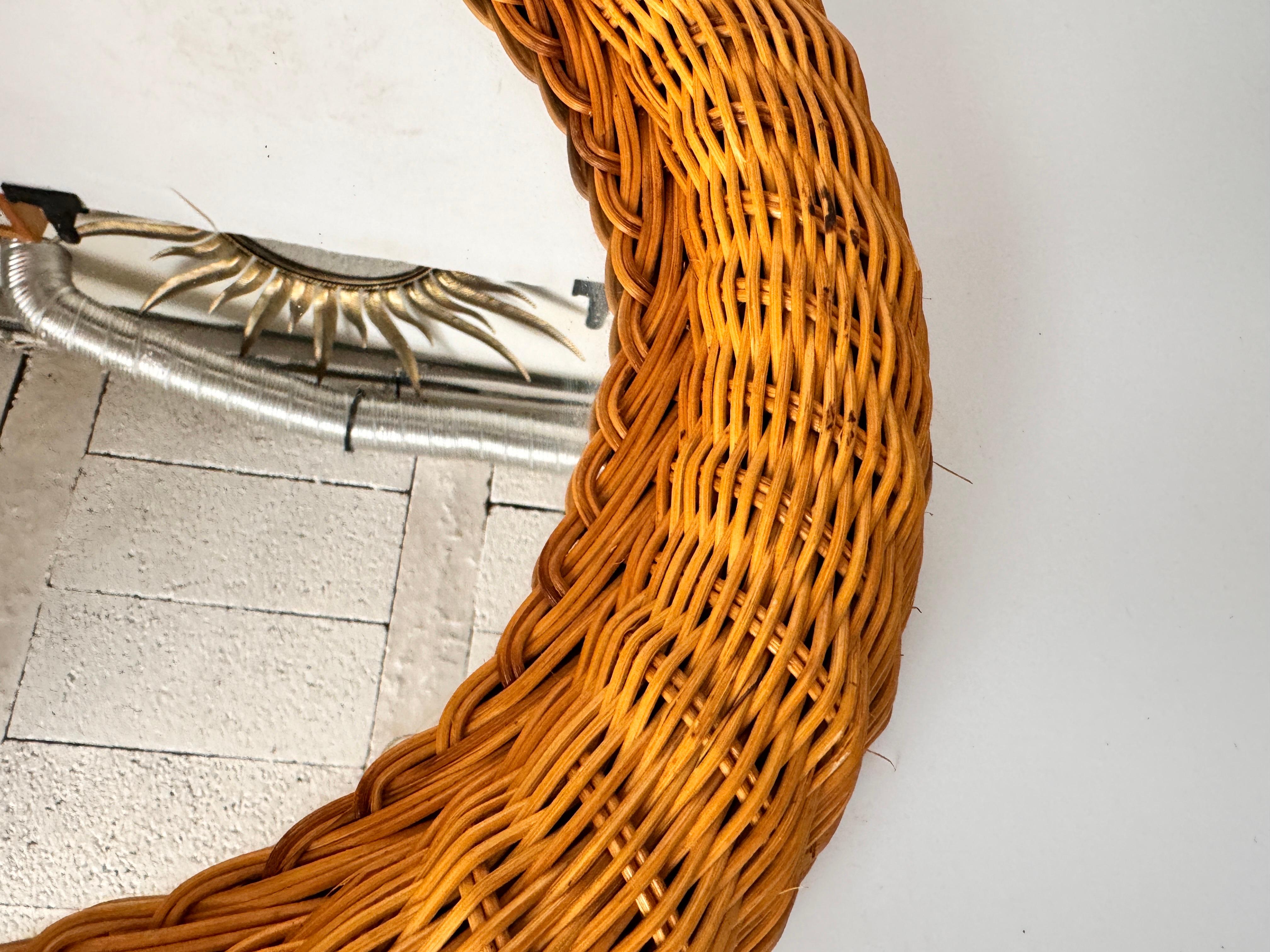 Midcentury French Riviera Rattan and Bamboo Oval Wall Mirror, Italy 1960s For Sale 1