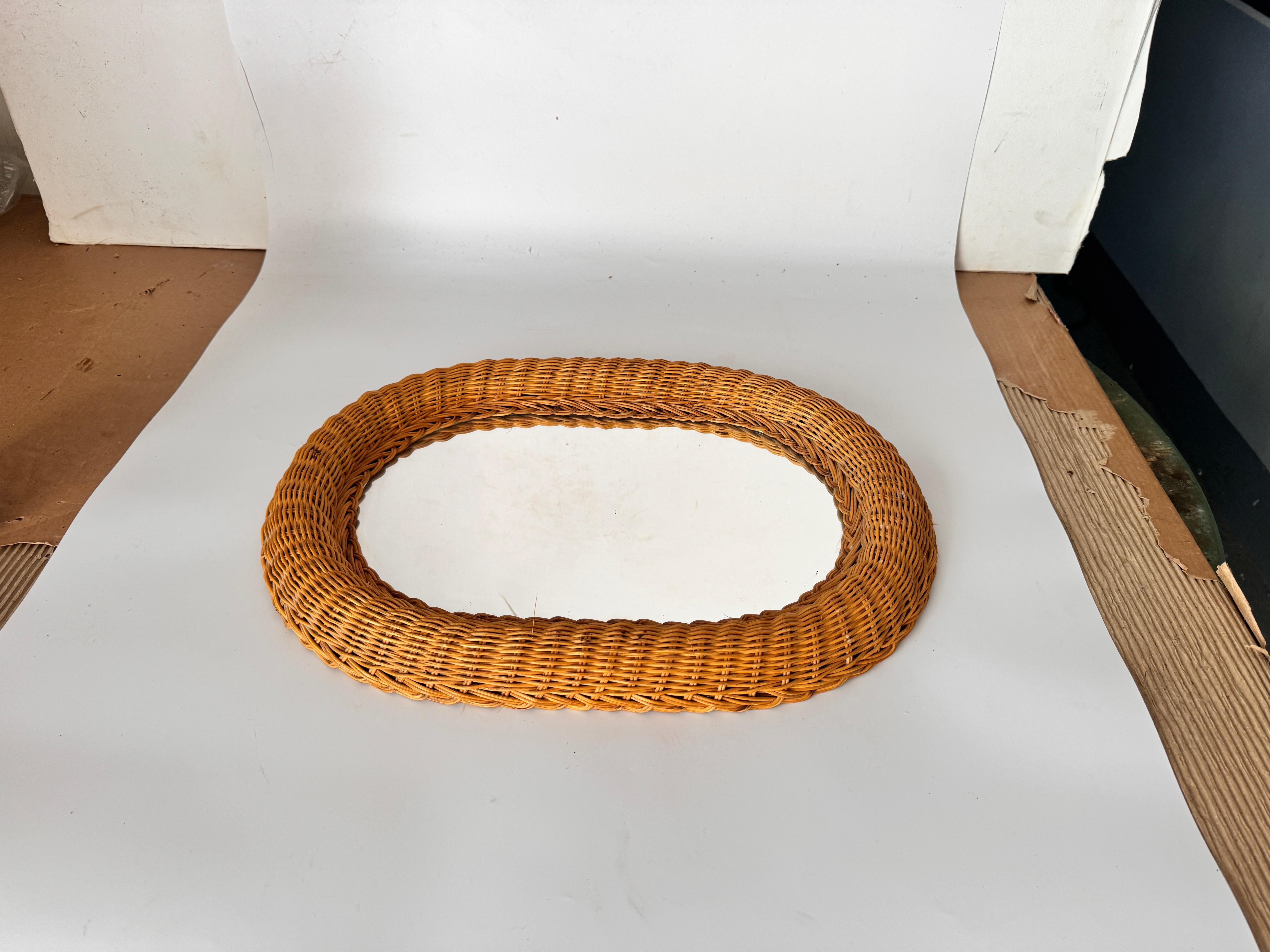 Midcentury French Riviera Rattan and Bamboo Oval Wall Mirror, Italy 1960s For Sale 2