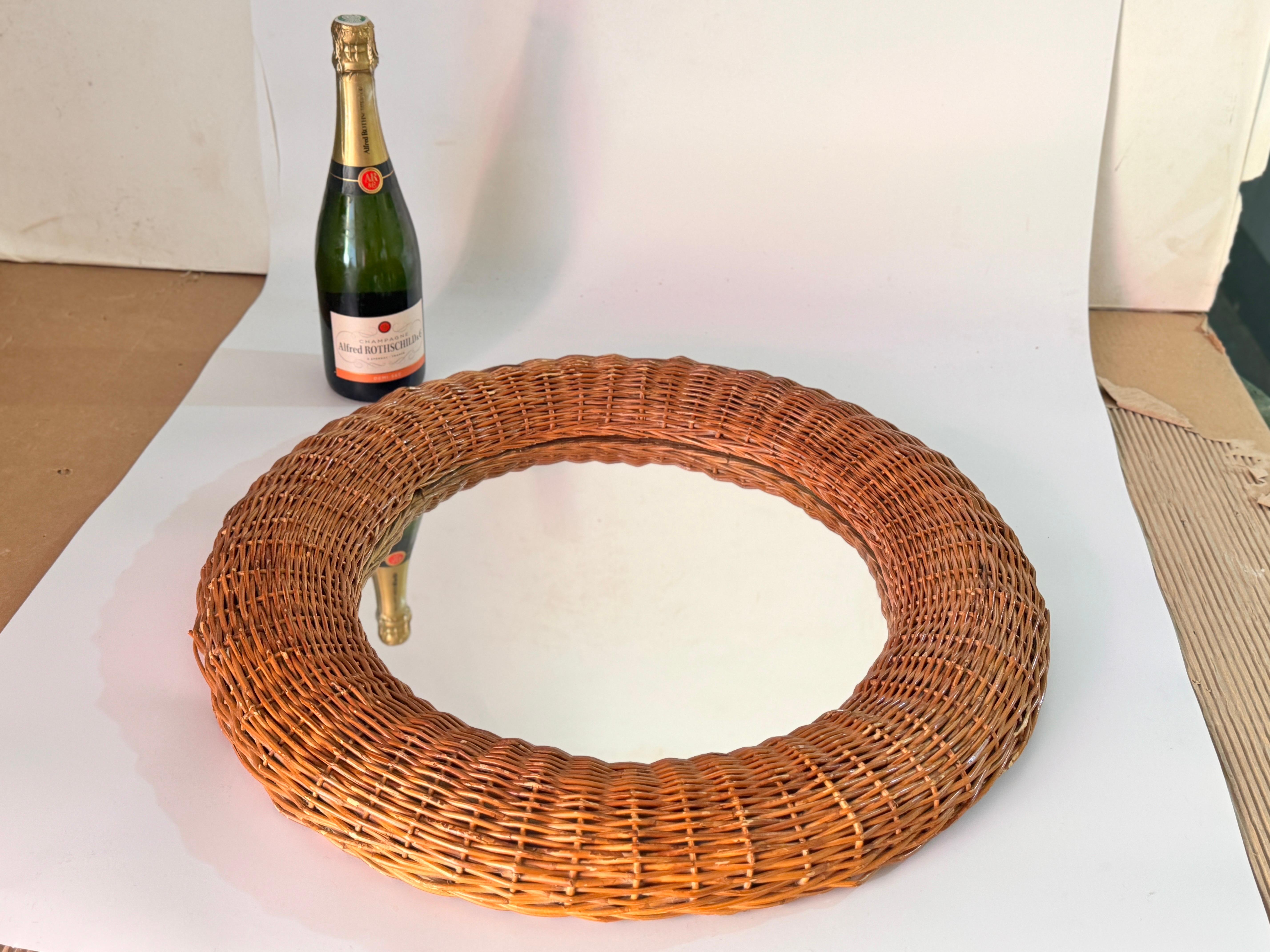 Mid-Century Modern Midcentury French Riviera Rattan and Bamboo Rond Wall Mirror, Italy 1960s For Sale