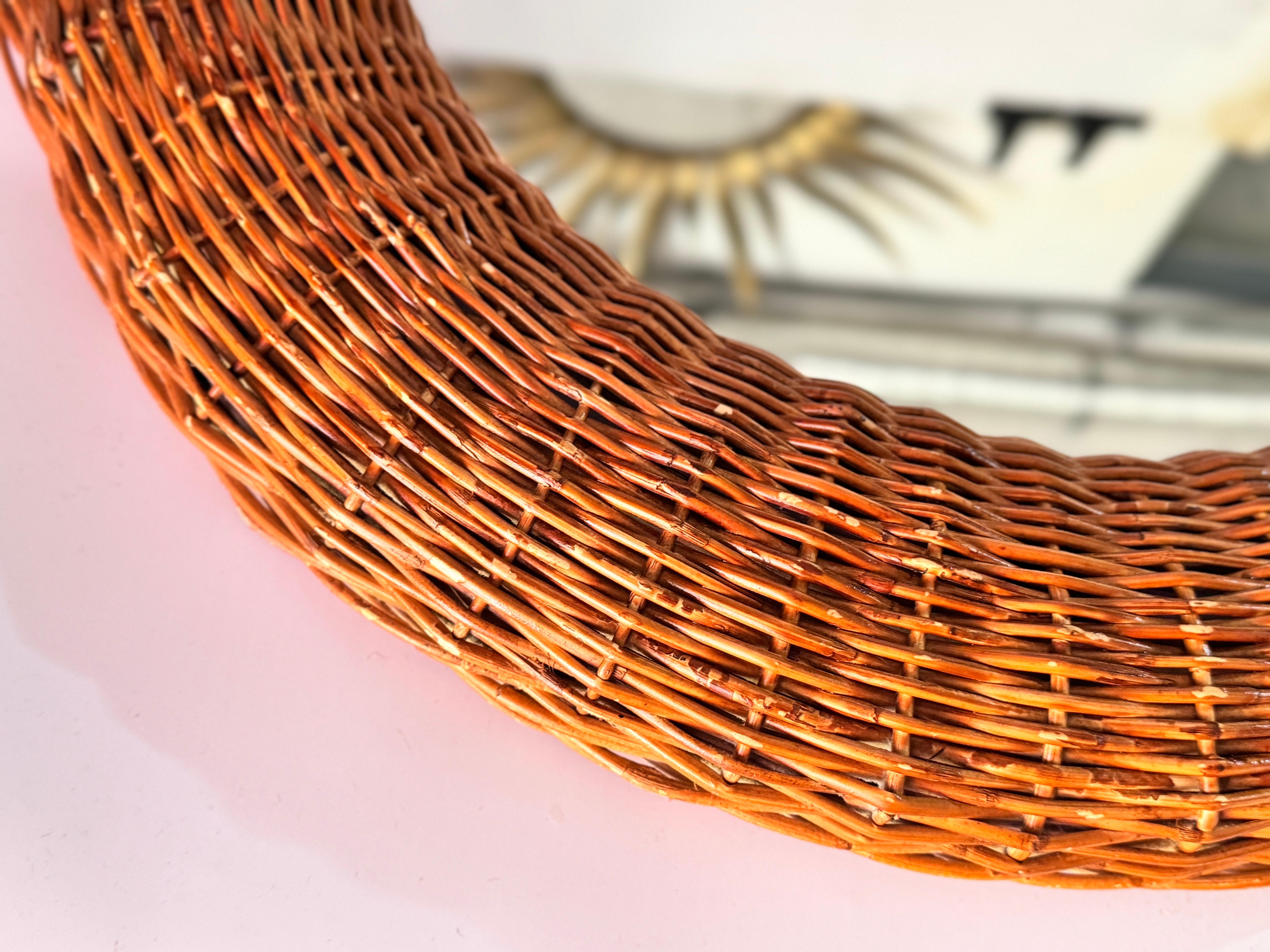 Midcentury French Riviera Rattan and Bamboo Rond Wall Mirror, Italy 1960s For Sale 2
