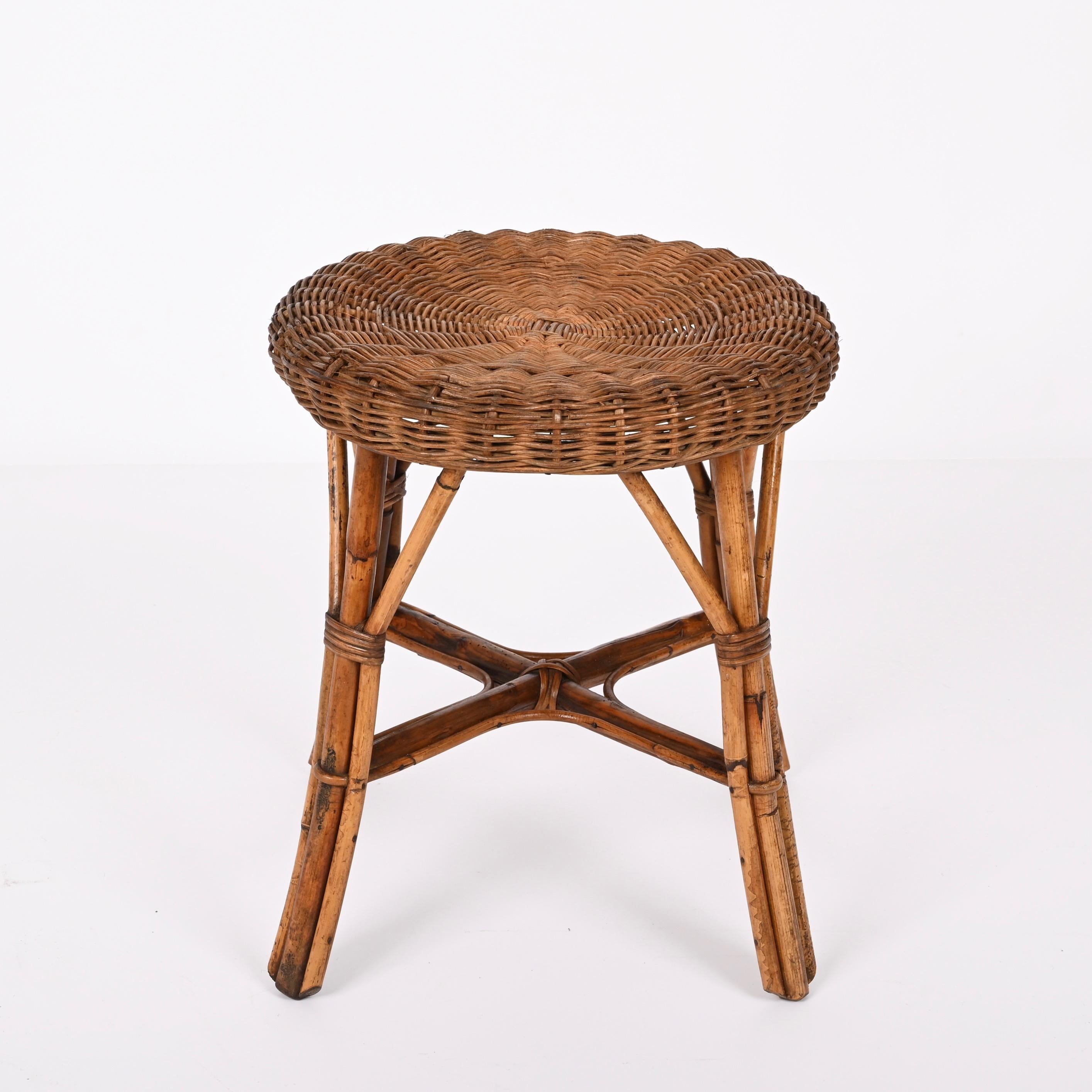 Mid-Century French Riviera Rattan and Bamboo Wires Italian Stool, 1960s In Good Condition In Roma, IT