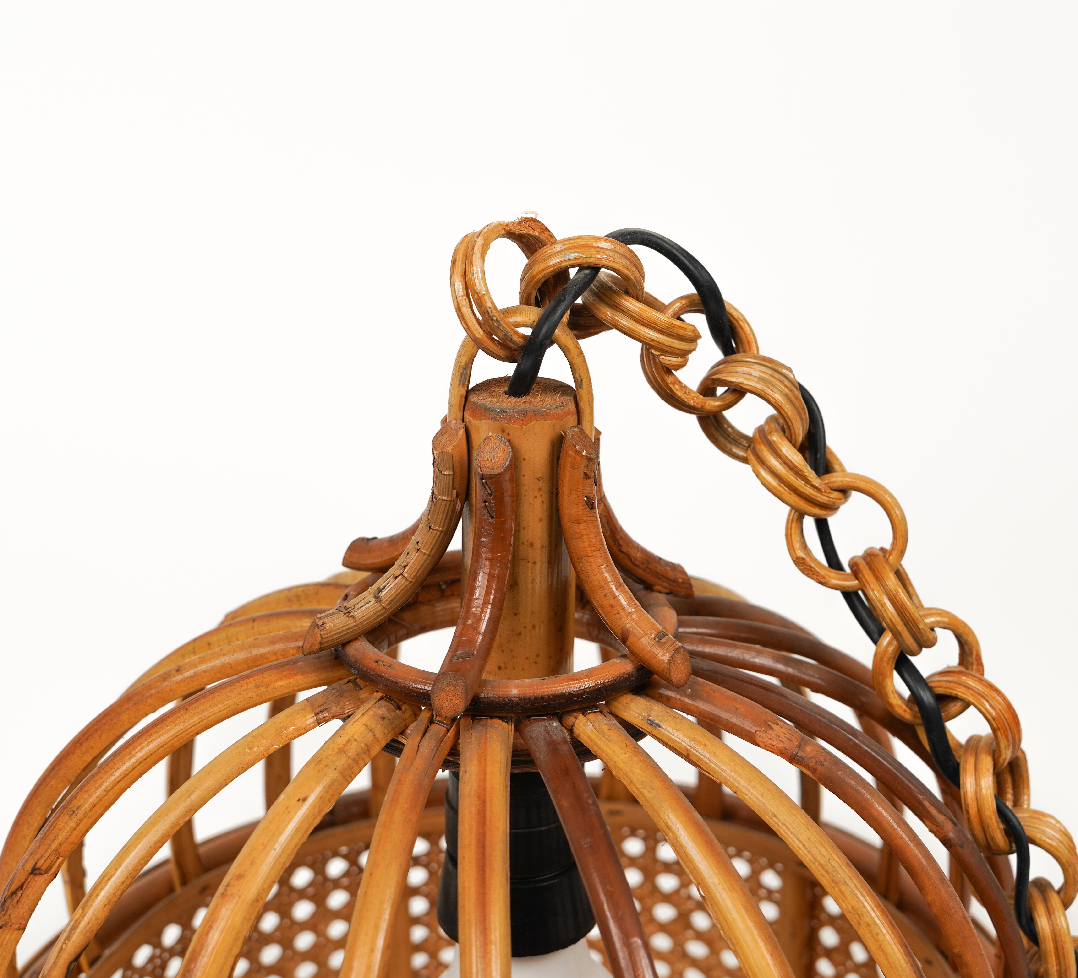 Midcentury French Riviera Rattan and Wicker Chandelier, Italy 1970s For Sale 5