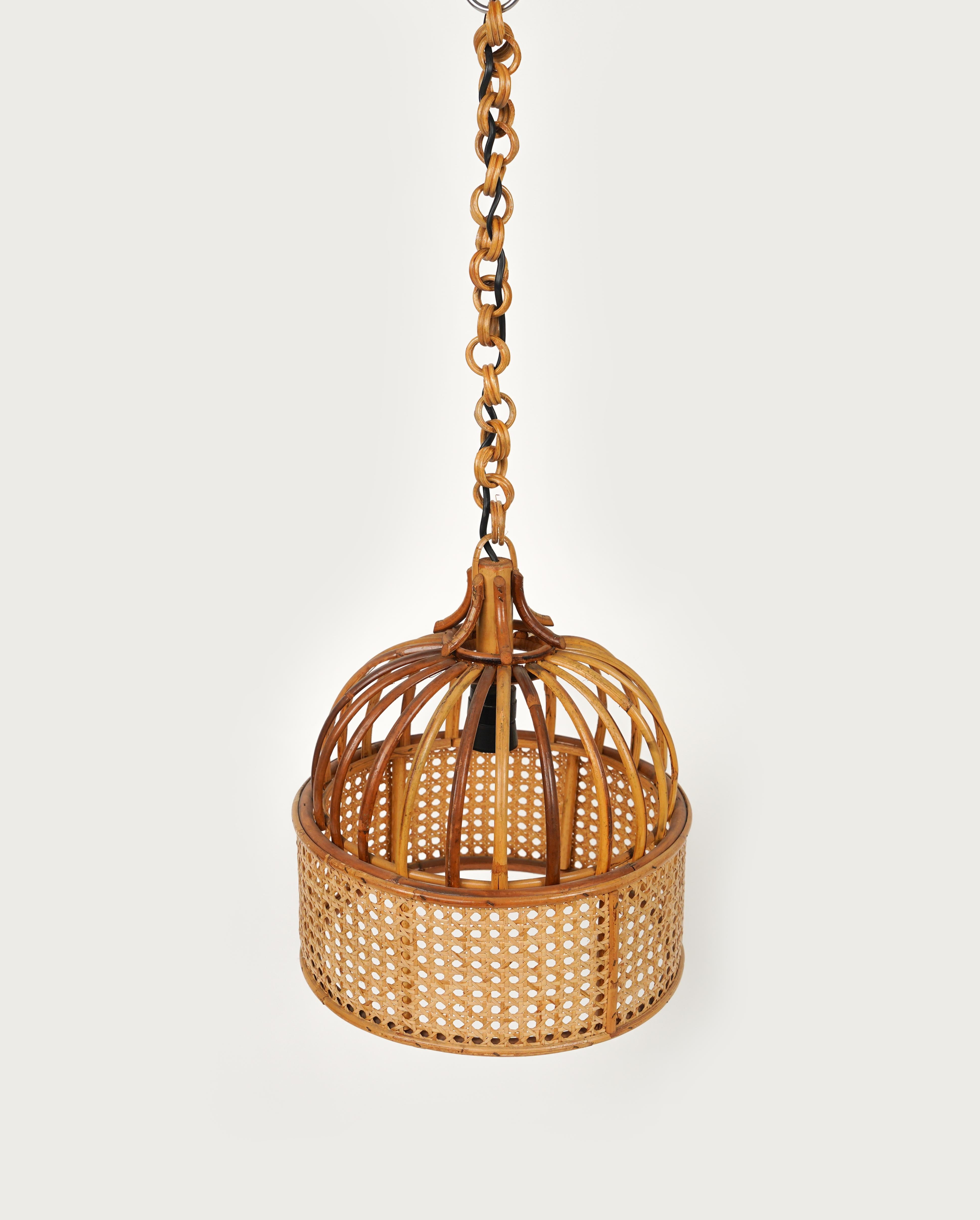 Midcentury French Riviera Rattan and Wicker Chandelier, Italy 1970s For Sale 6