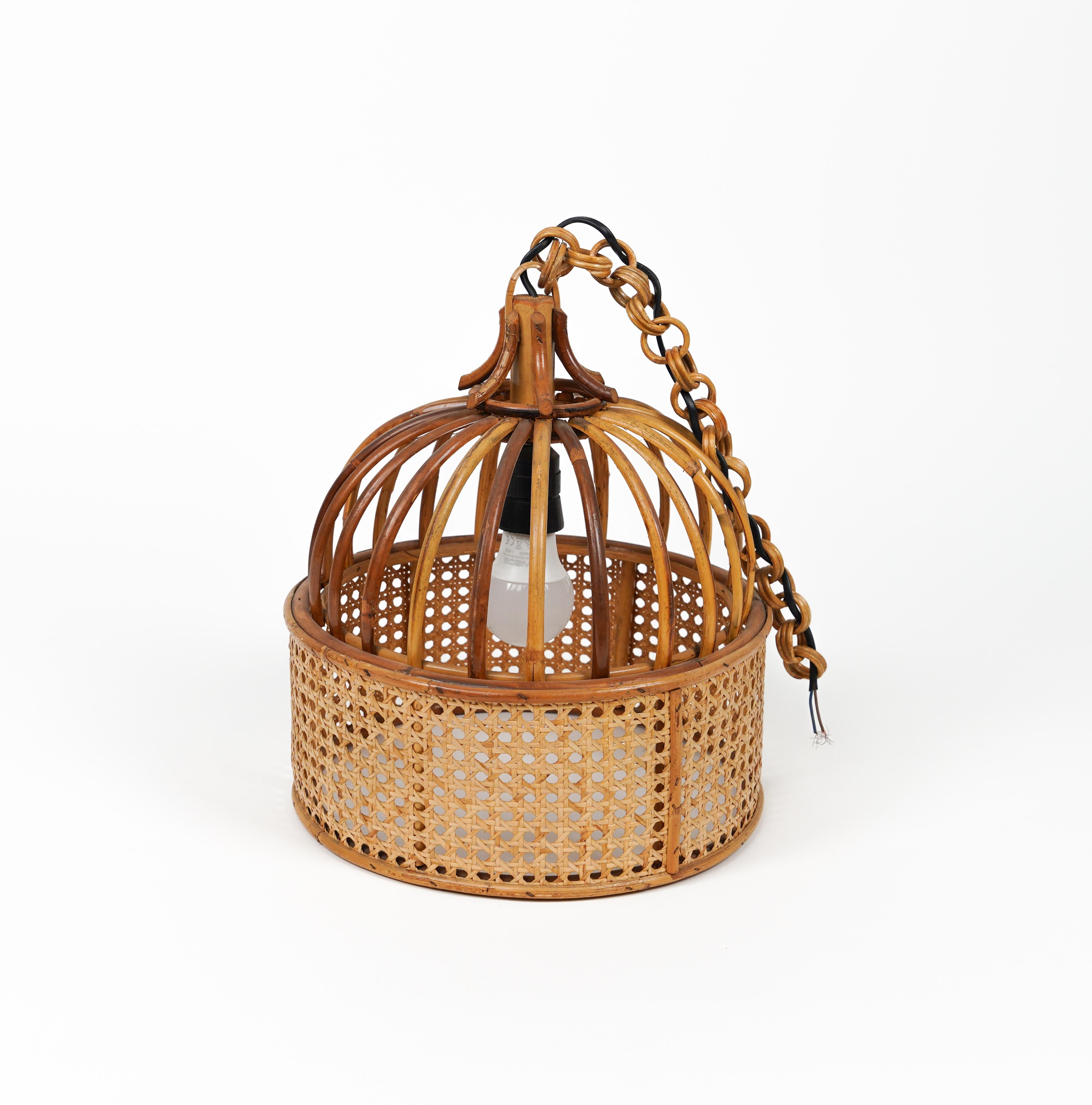 Midcentury French Riviera Rattan and Wicker Chandelier, Italy 1970s For Sale 2