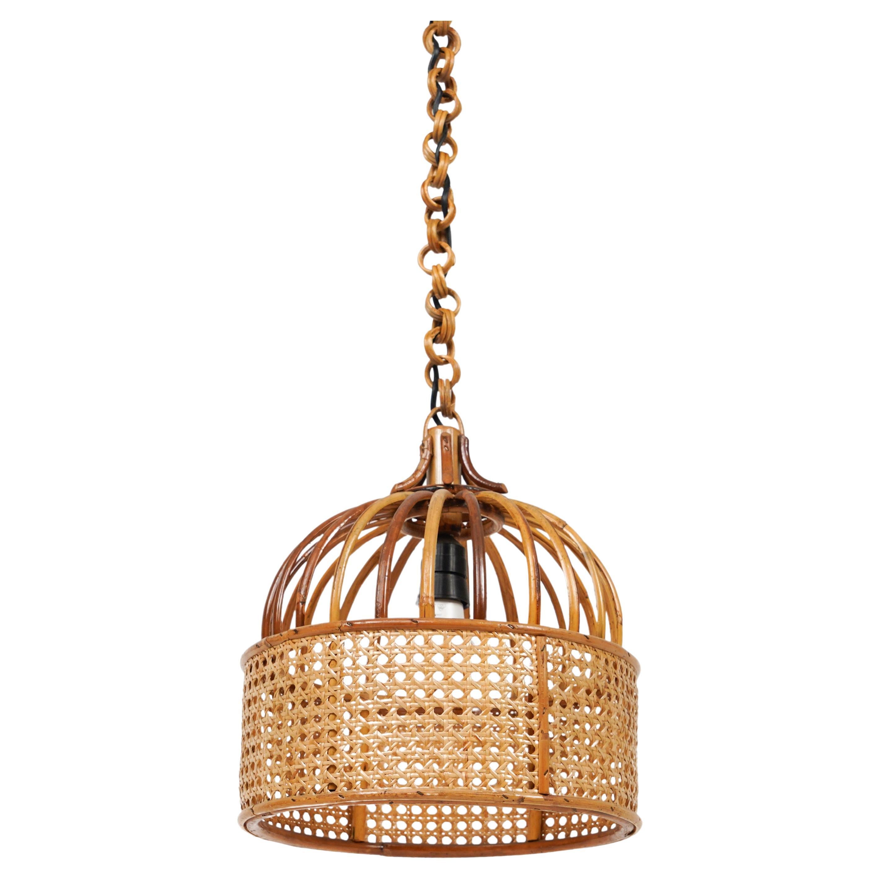 Midcentury French Riviera Rattan and Wicker Chandelier, Italy 1970s For Sale