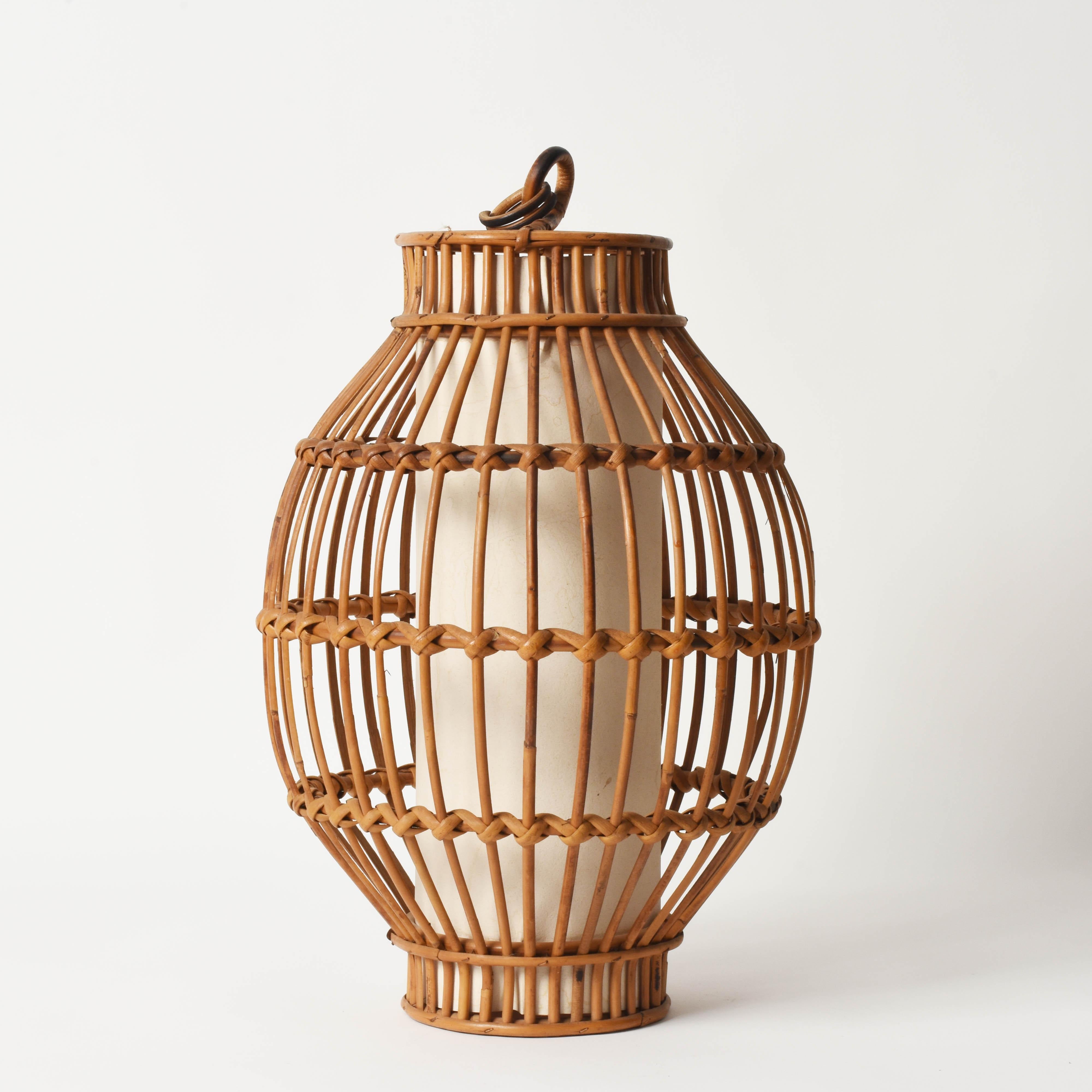 Midcentury French Riviera Rattan and Wicker Italian Chandelier, 1960s 3