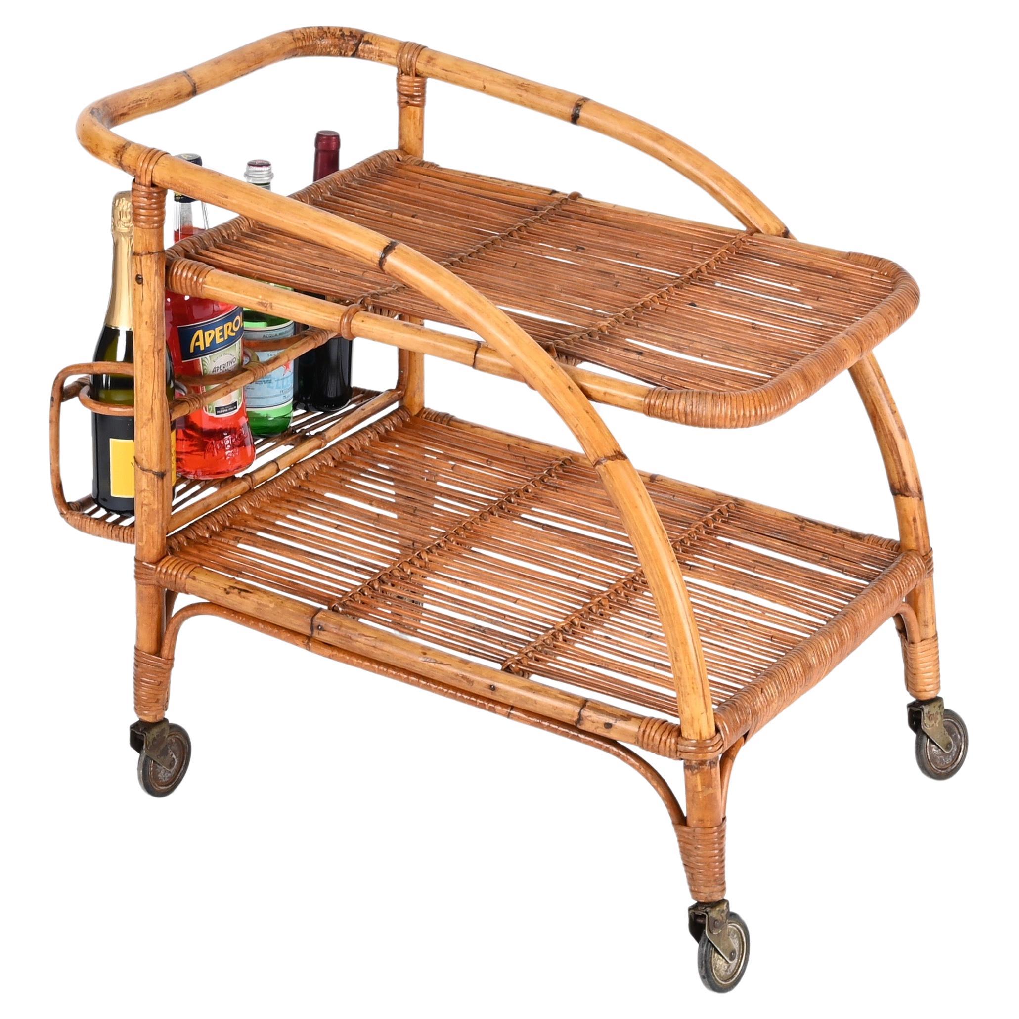Midcentury French Riviera Rattan and Wicker Serving Bar Cart Trolley, Italy 1960 For Sale
