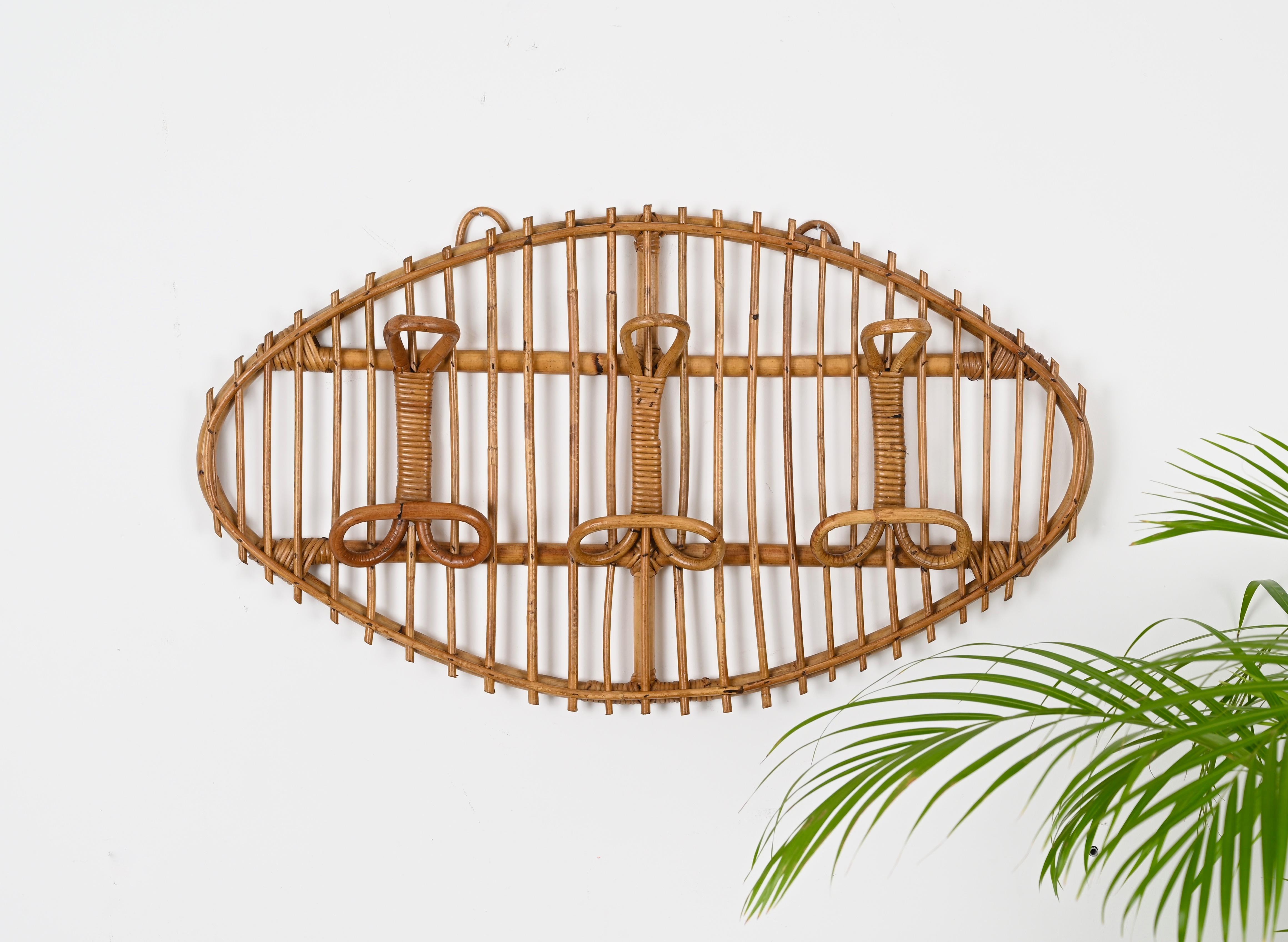 Hand-Crafted Midcentury French Riviera Rattan, Wicker, Curved Bamboo Coat Rack, Italy 1960s For Sale