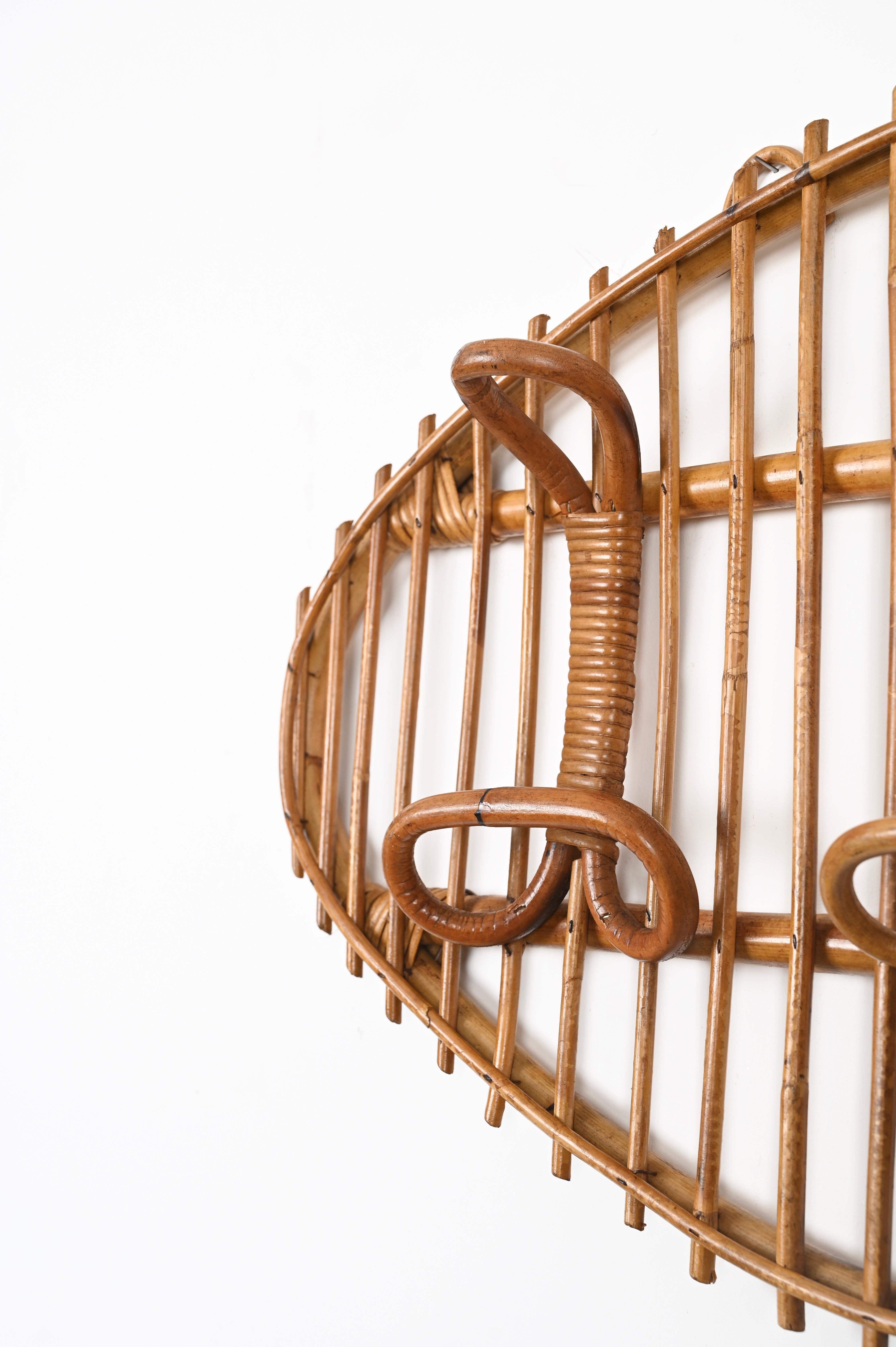 Midcentury French Riviera Rattan, Wicker, Curved Bamboo Coat Rack, Italy 1960s In Good Condition For Sale In Roma, IT