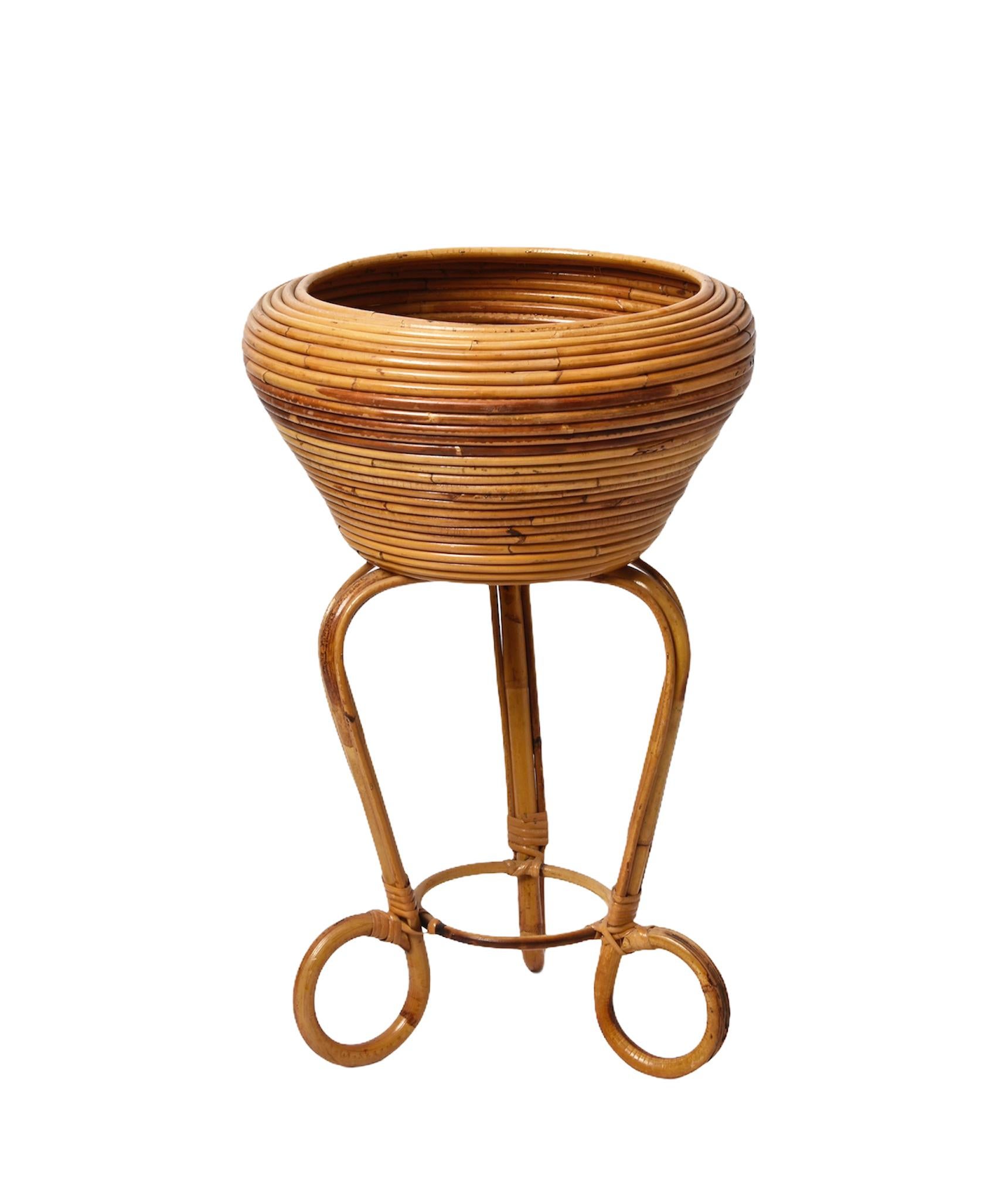 Midcentury French Riviera Round Bamboo and Rattan Italian Planter, 1960s In Good Condition In Roma, IT