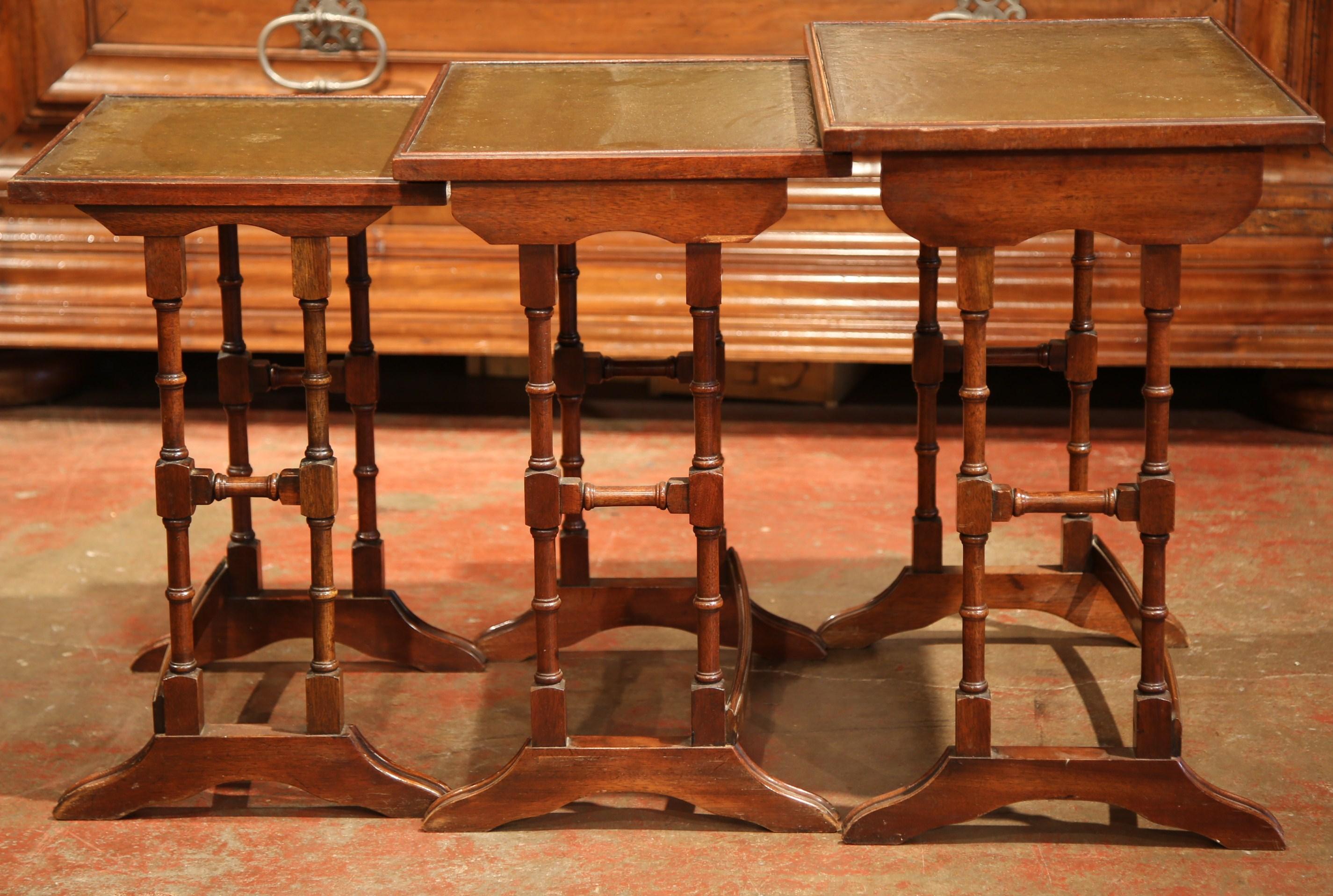 Midcentury French Set of Three-Carved Oak Nesting Tables with Green Leather Top In Excellent Condition In Dallas, TX