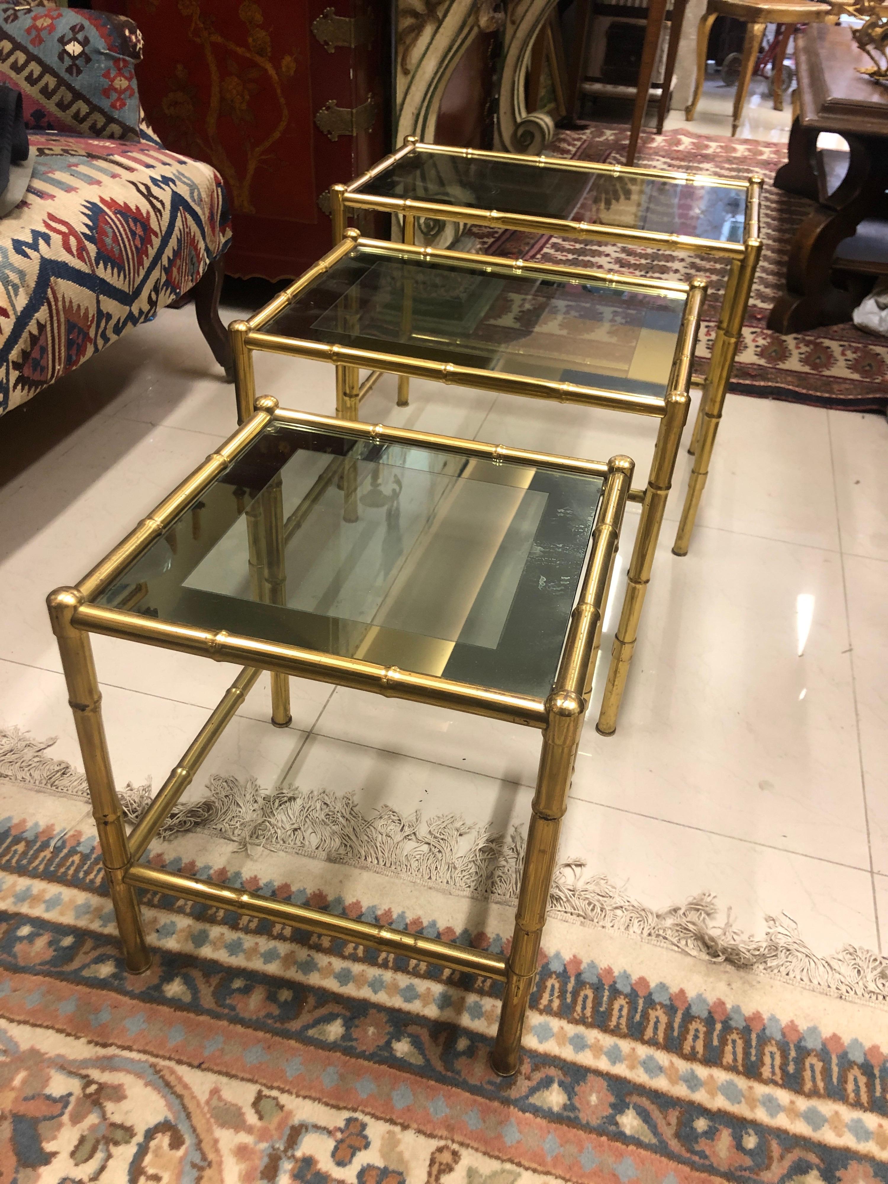 20th Century Midcentury French Set of Three Nesting Side Tables in Brass Bamboo Frames For Sale