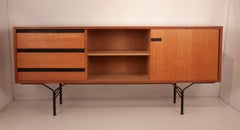 Französisches Sideboard aus der Jahrhundertmitte von Gérard Guermonprez, Eschenfurnier, 1950er Jahre
