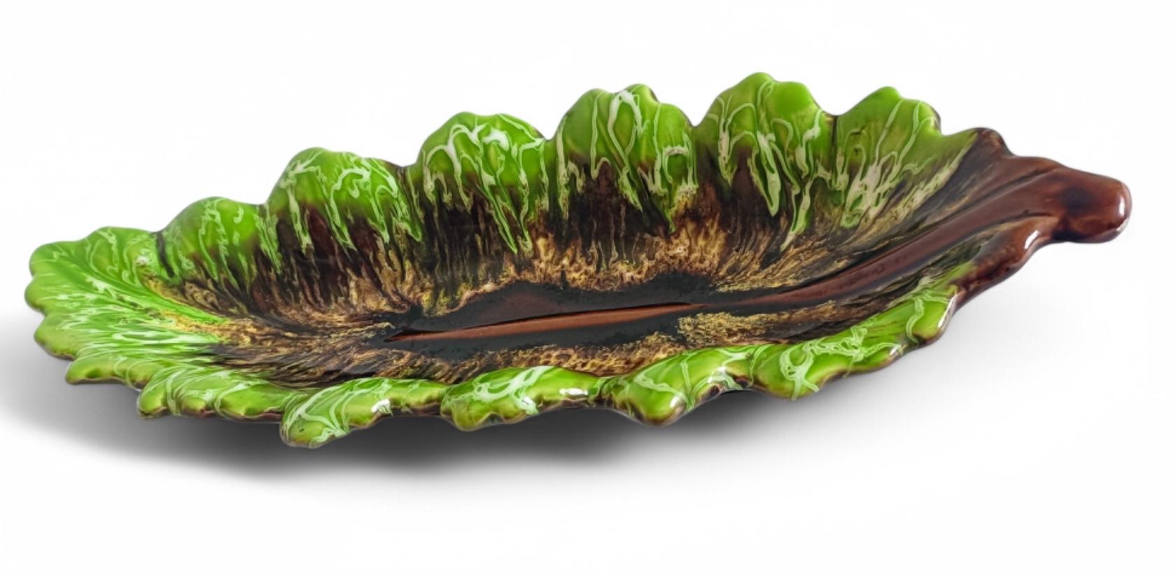 Centrotavola in maiolica XL di metà secolo firmato Vallauris, Francia 1950s in vendita 6