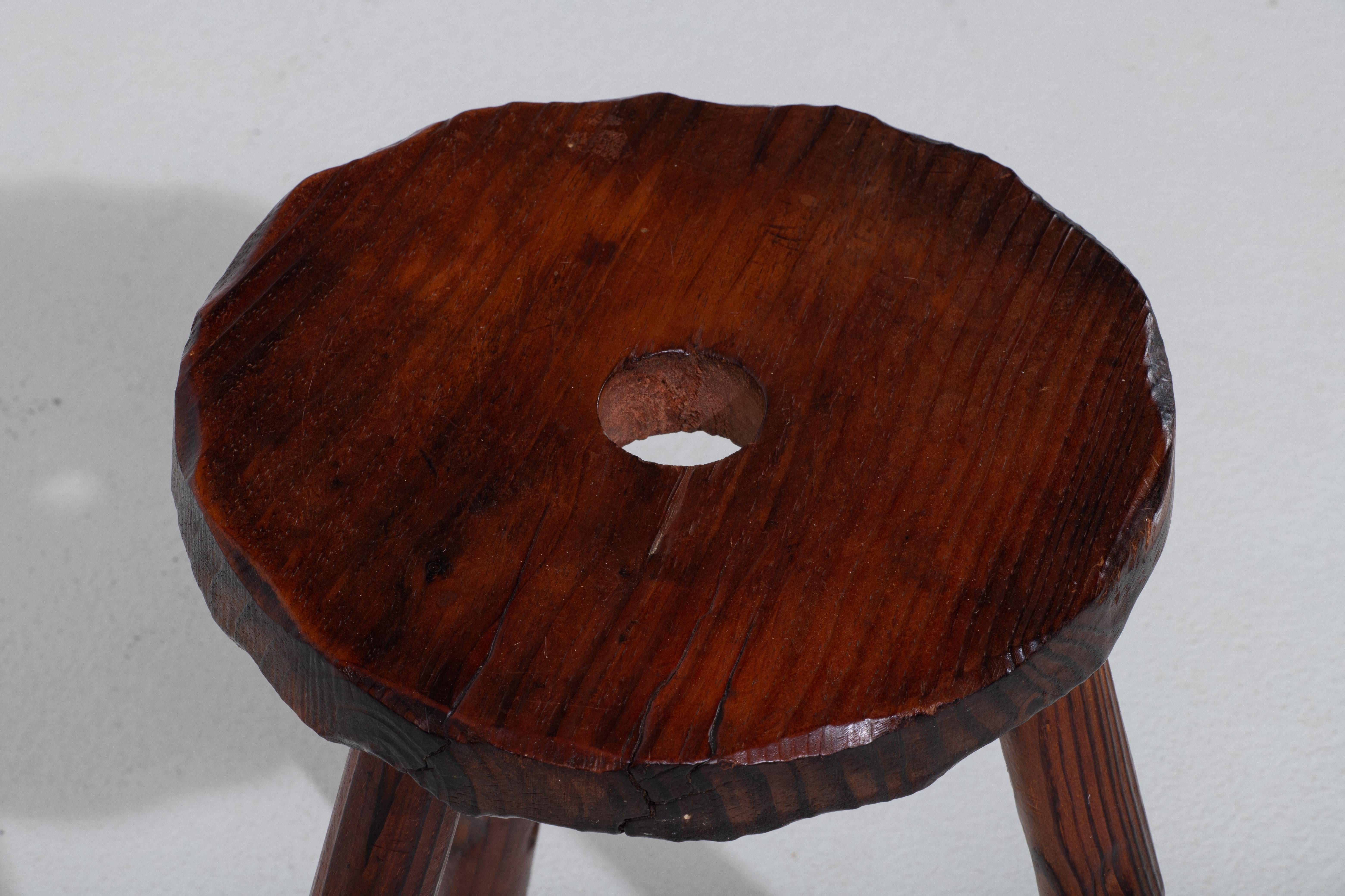 Midcentury French Walnut Stool, Jean Touret-Inspired, 1960s (Französisch) im Angebot