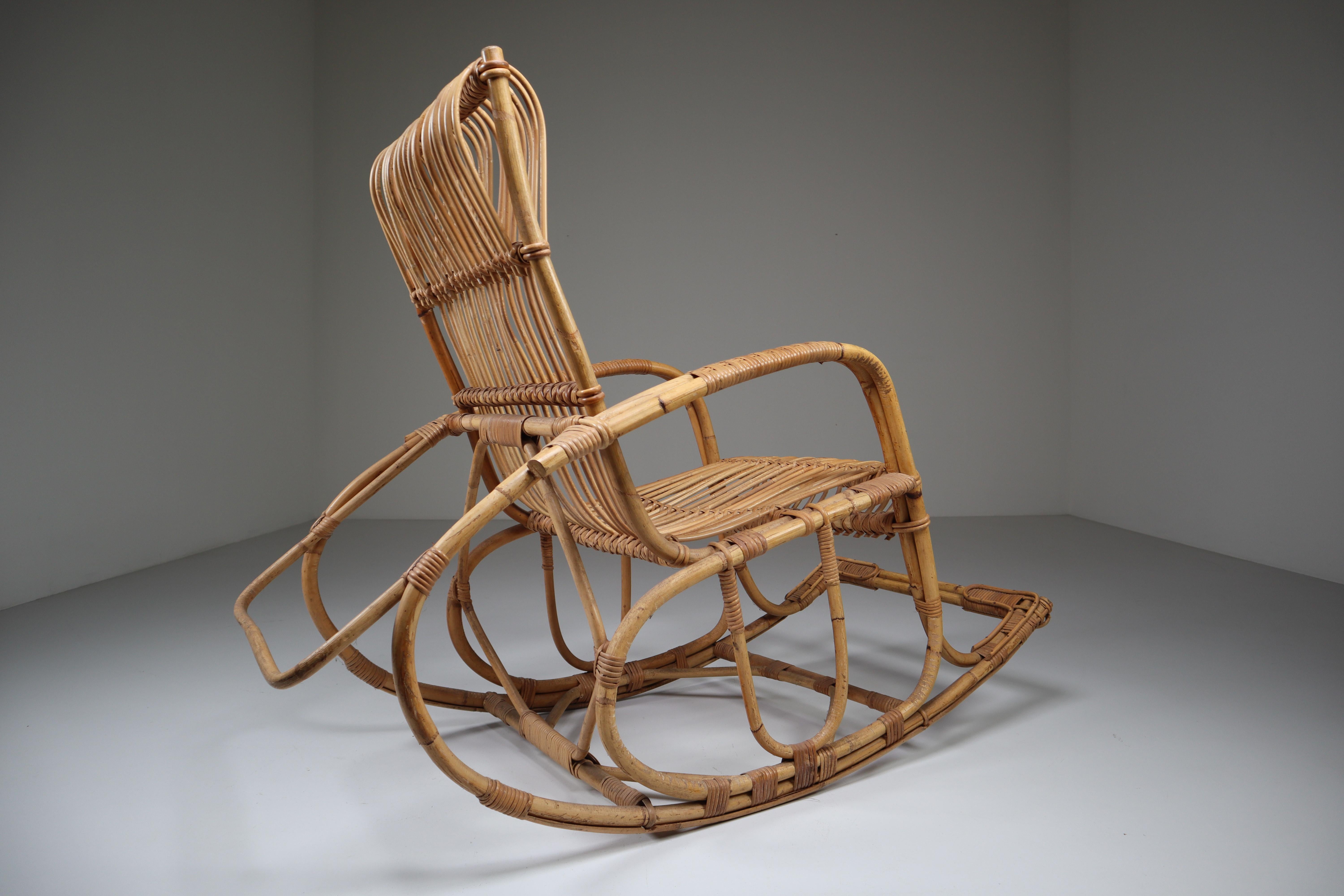Midcentury French Wicker Rattan Bamboo Rocking Chair, 1960s In Good Condition In Almelo, NL