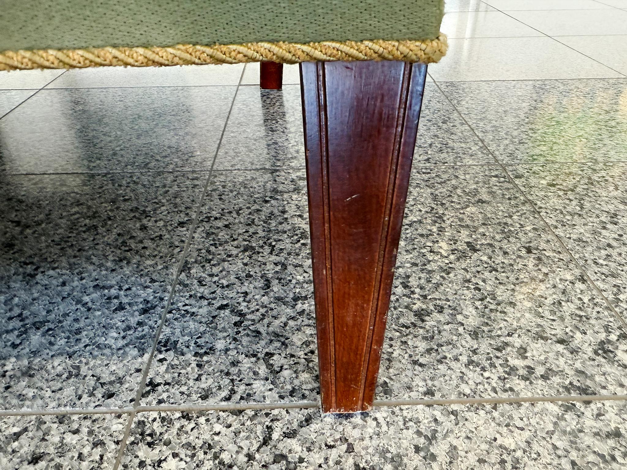 Pareja de sillones Frits Henningsen de mediados de siglo en venta 4