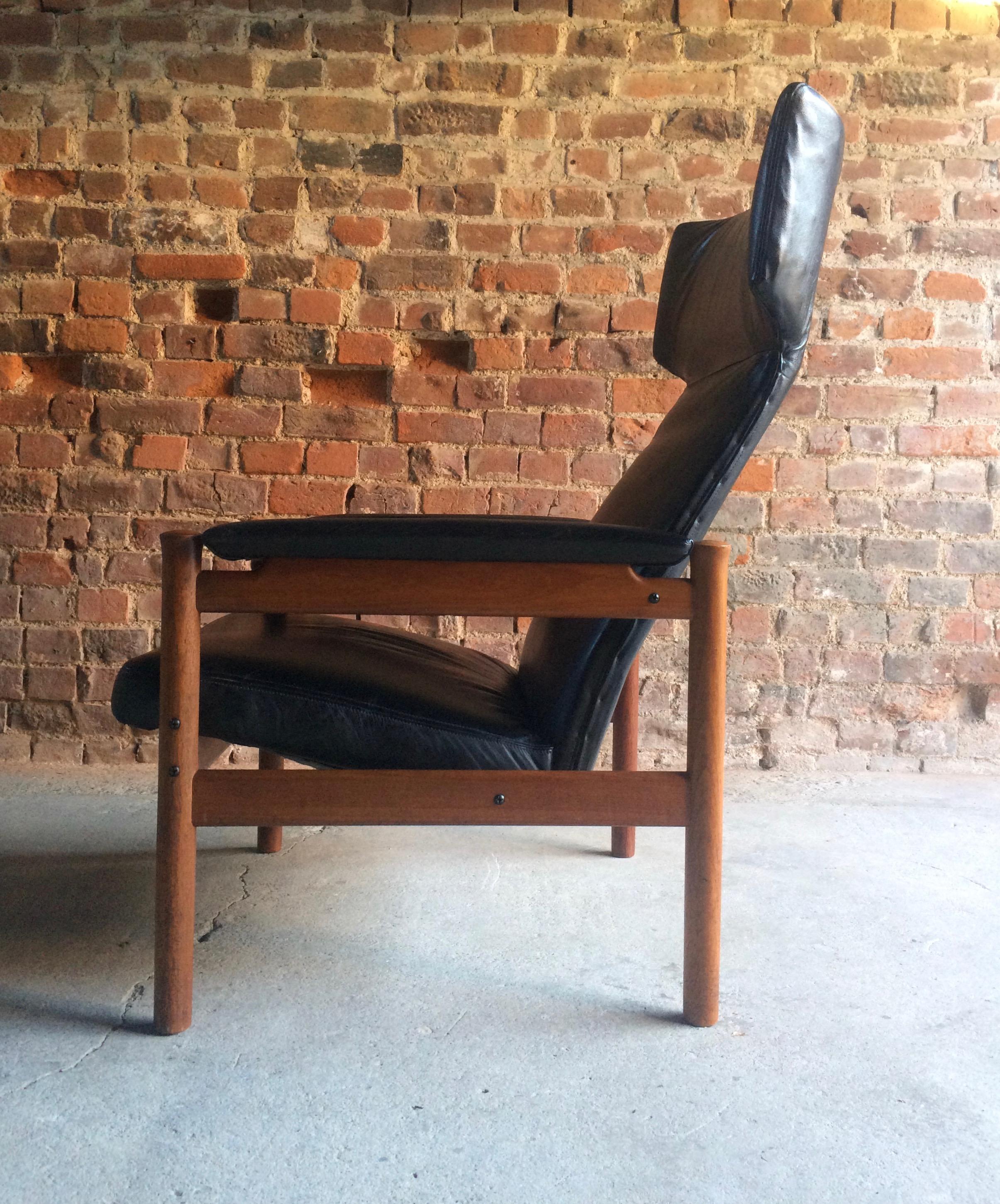 Midcentury Fritz Hansen Wing Chair Model 4365 by Soren Hansen Danish, 1960 1