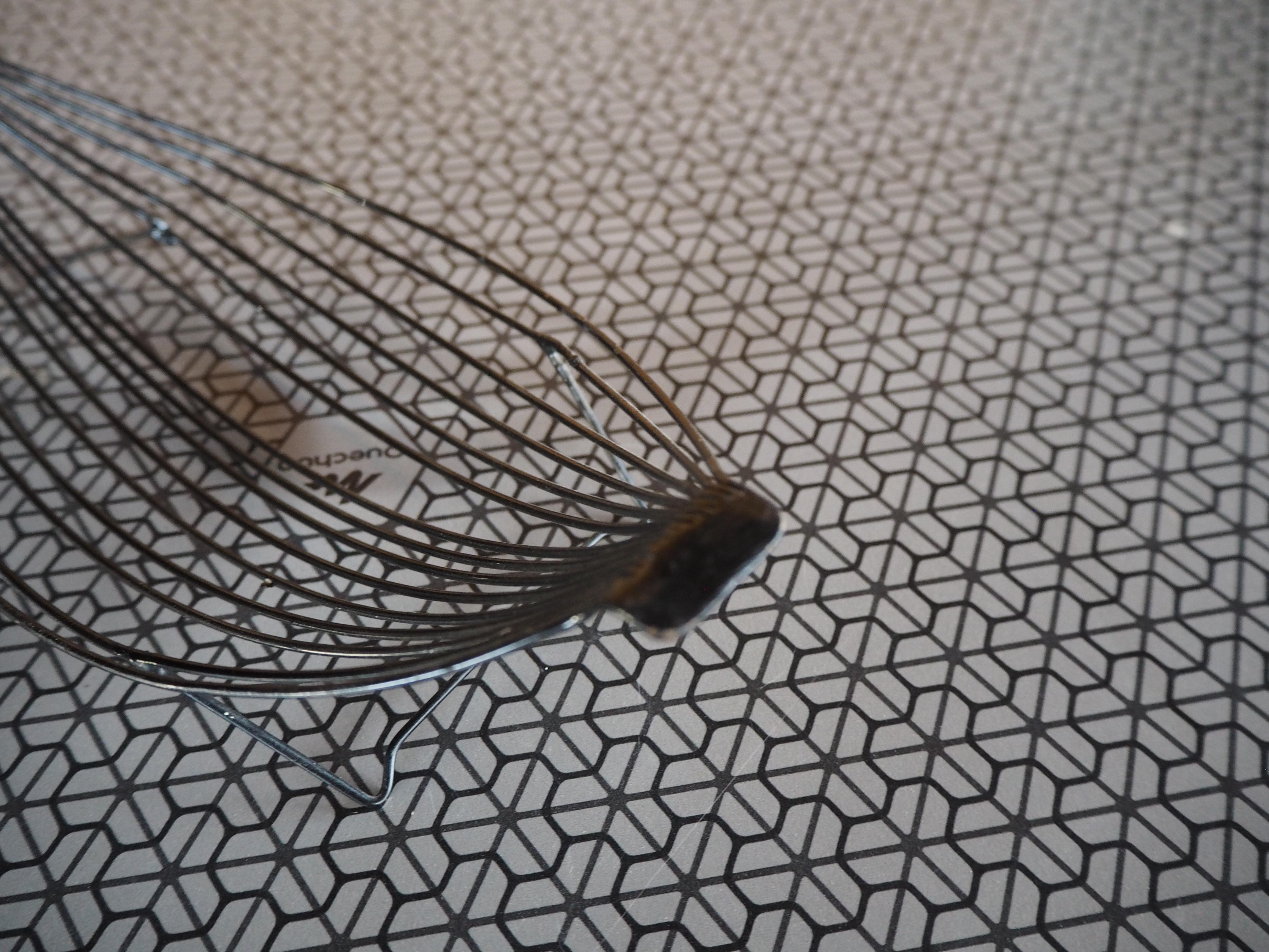 Ciotola in metallo da frutta del Medioevo, Europa, anni '70 in vendita 4