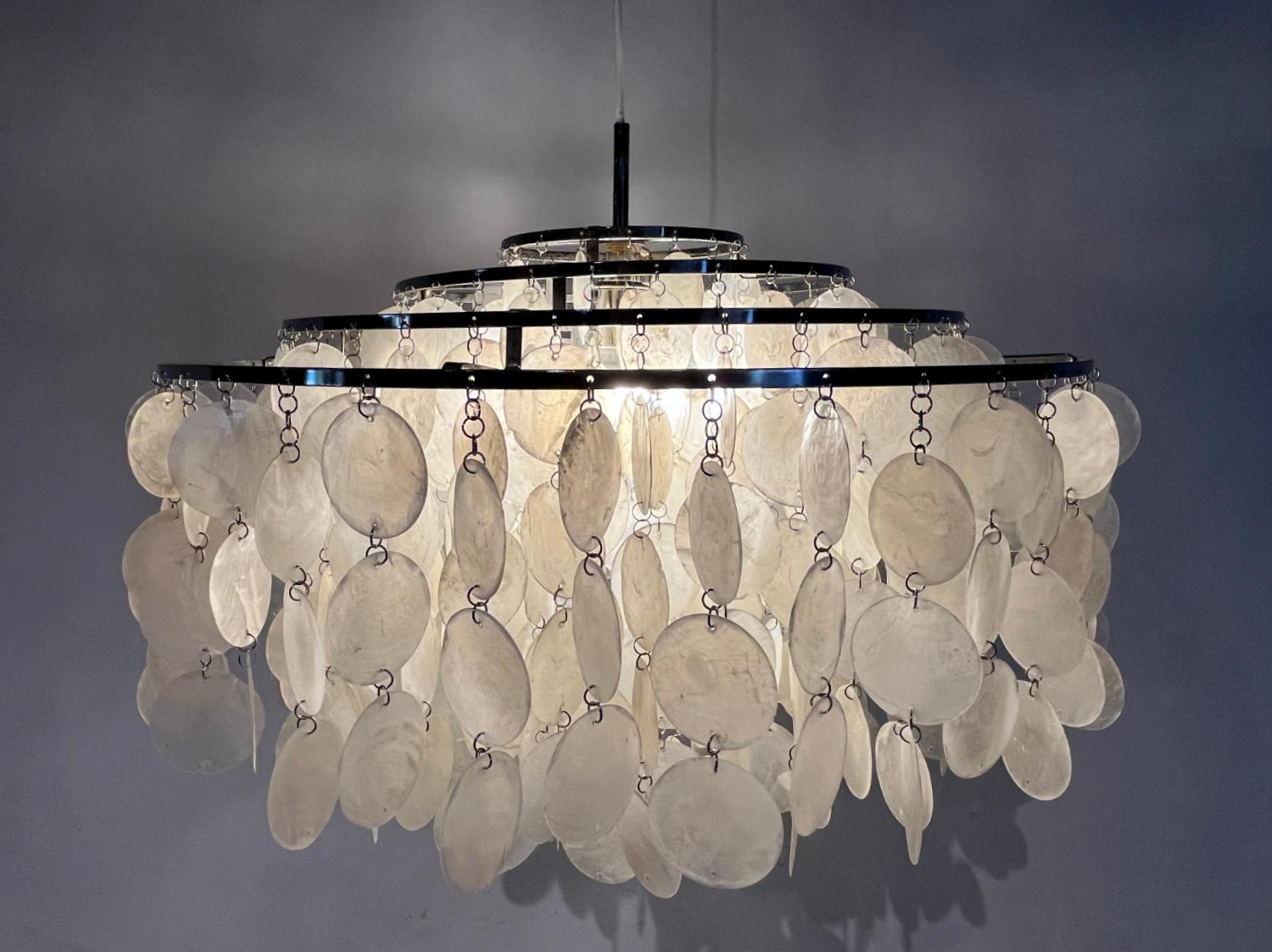 Mediados de siglo FUN 10DM Light Verner Panton Shell Chandelier Pendant for J. Luber Ag en venta 7