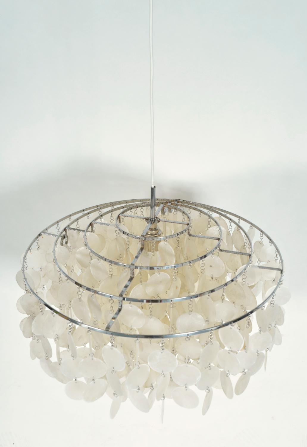 Mediados de siglo FUN 10DM Light Verner Panton Shell Chandelier Pendant for J. Luber Ag en venta 10