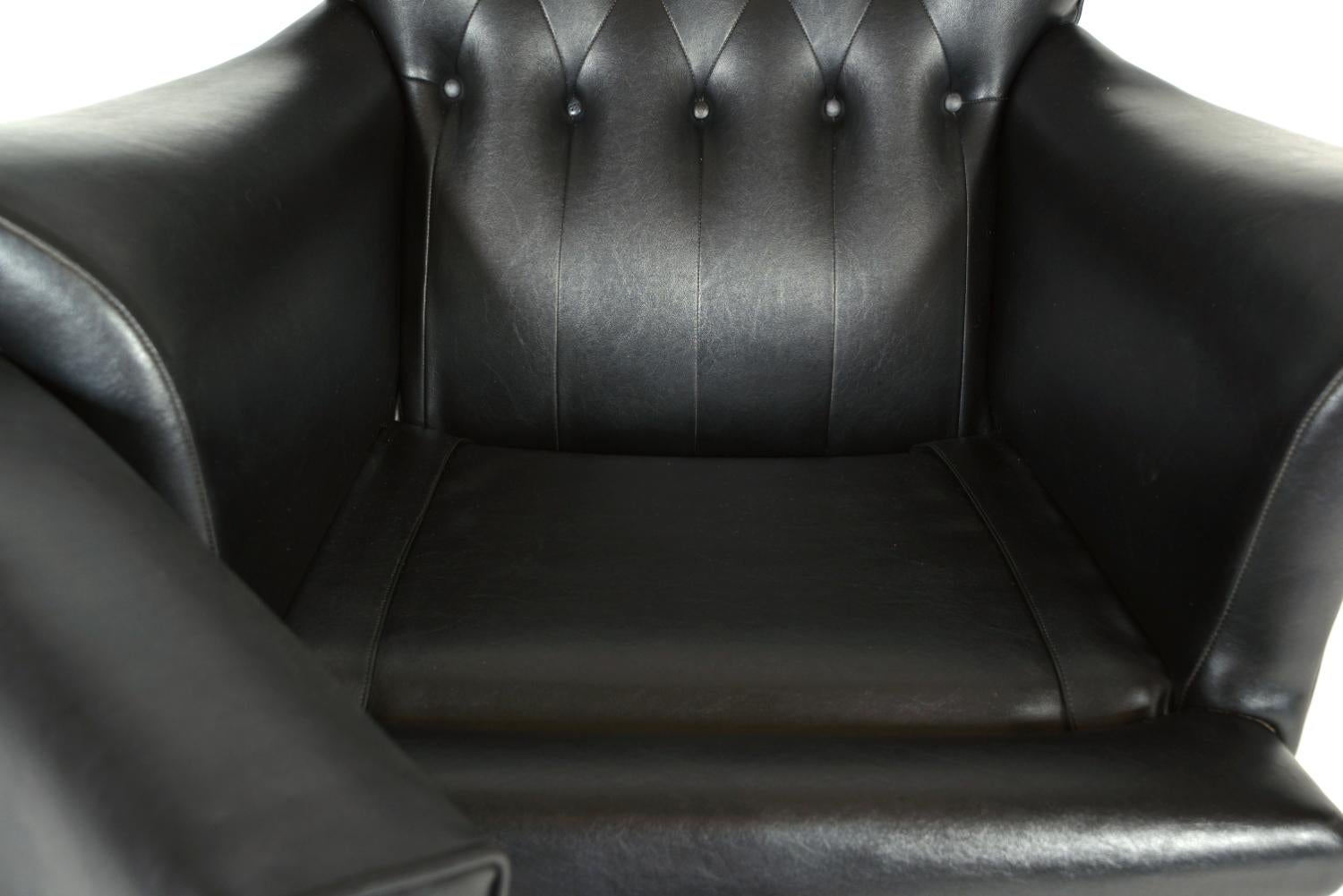 Midcentury G Plan E.Gomme 6250 'Blofeld' Swivel Tilt Lounge Armchair UK 1960 For Sale 5