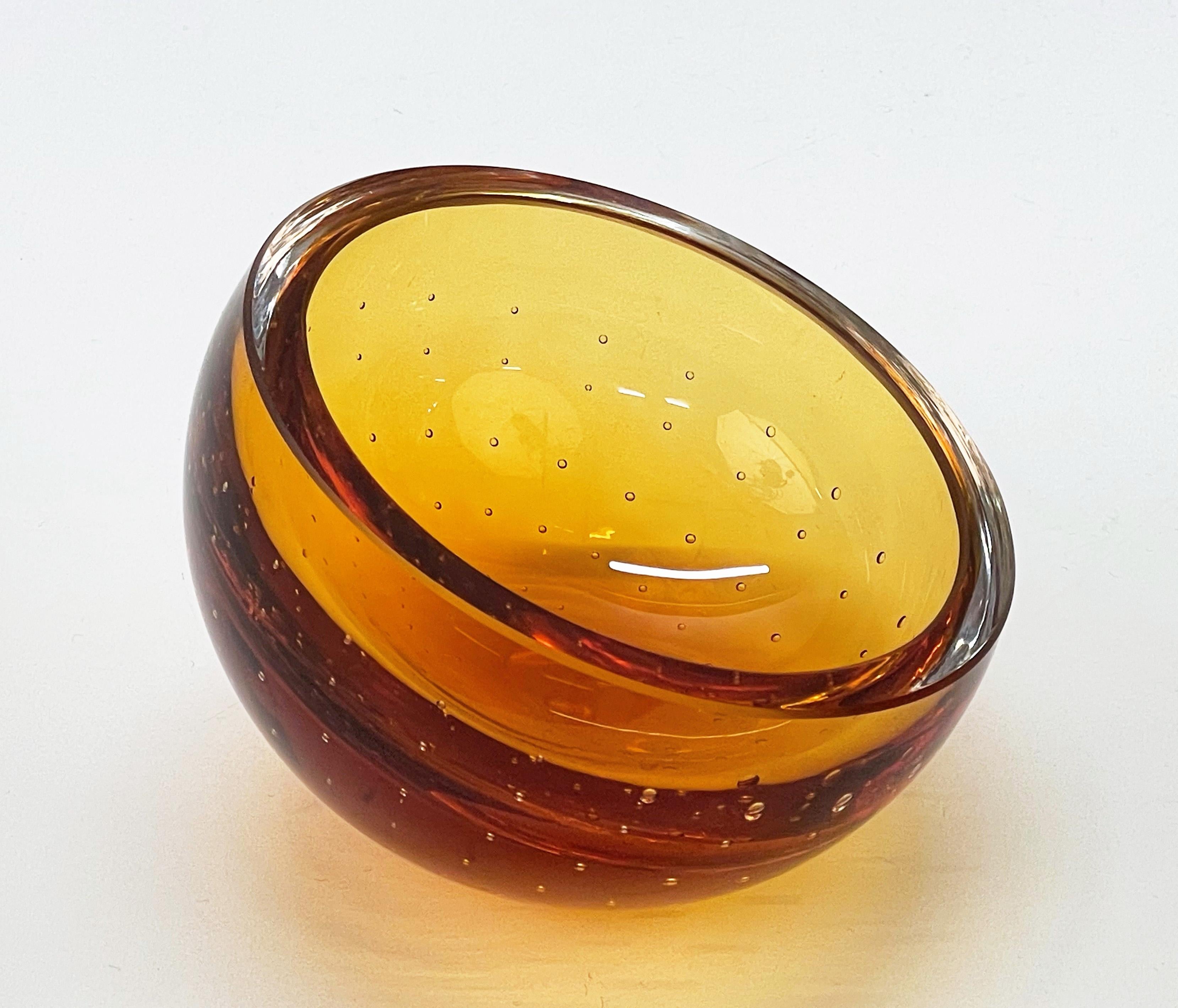 Mid-Century Galliano Ferro Amber Murano Glass Bullicante Decorative Bowl, 1960s For Sale 10