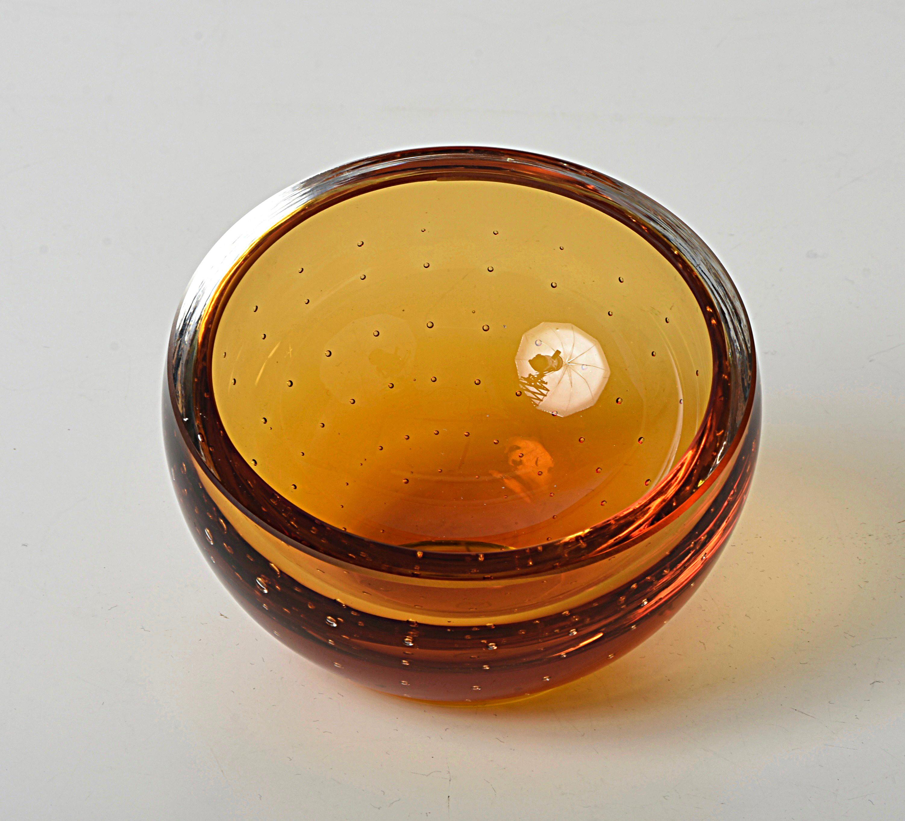 Mid-Century Galliano Ferro Amber Murano Glass Bullicante Decorative Bowl, 1960s For Sale 2