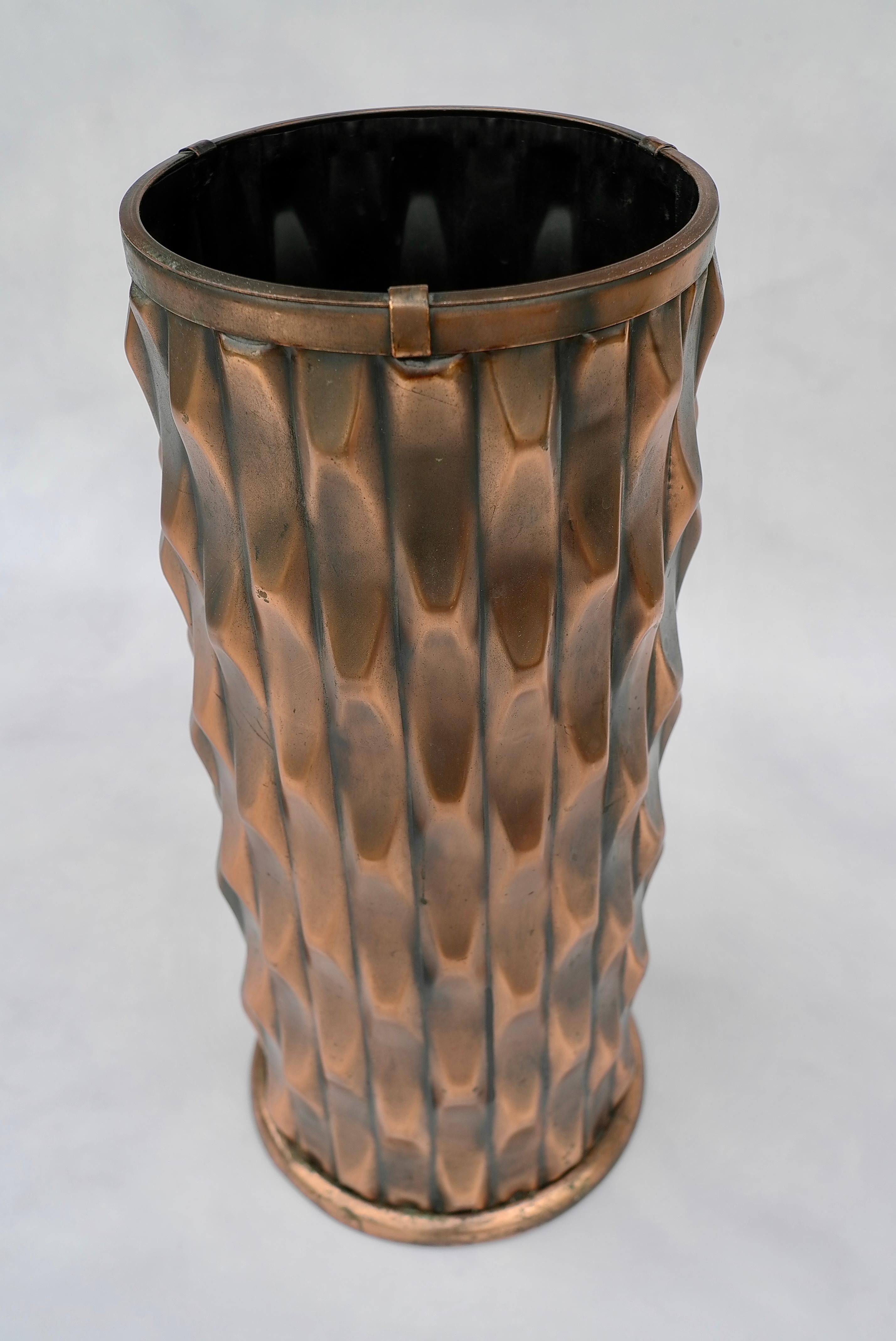 Mid-Century Modern Midcentury Geometric Art Shaped Umbrella Stand in Copper, 1960s For Sale