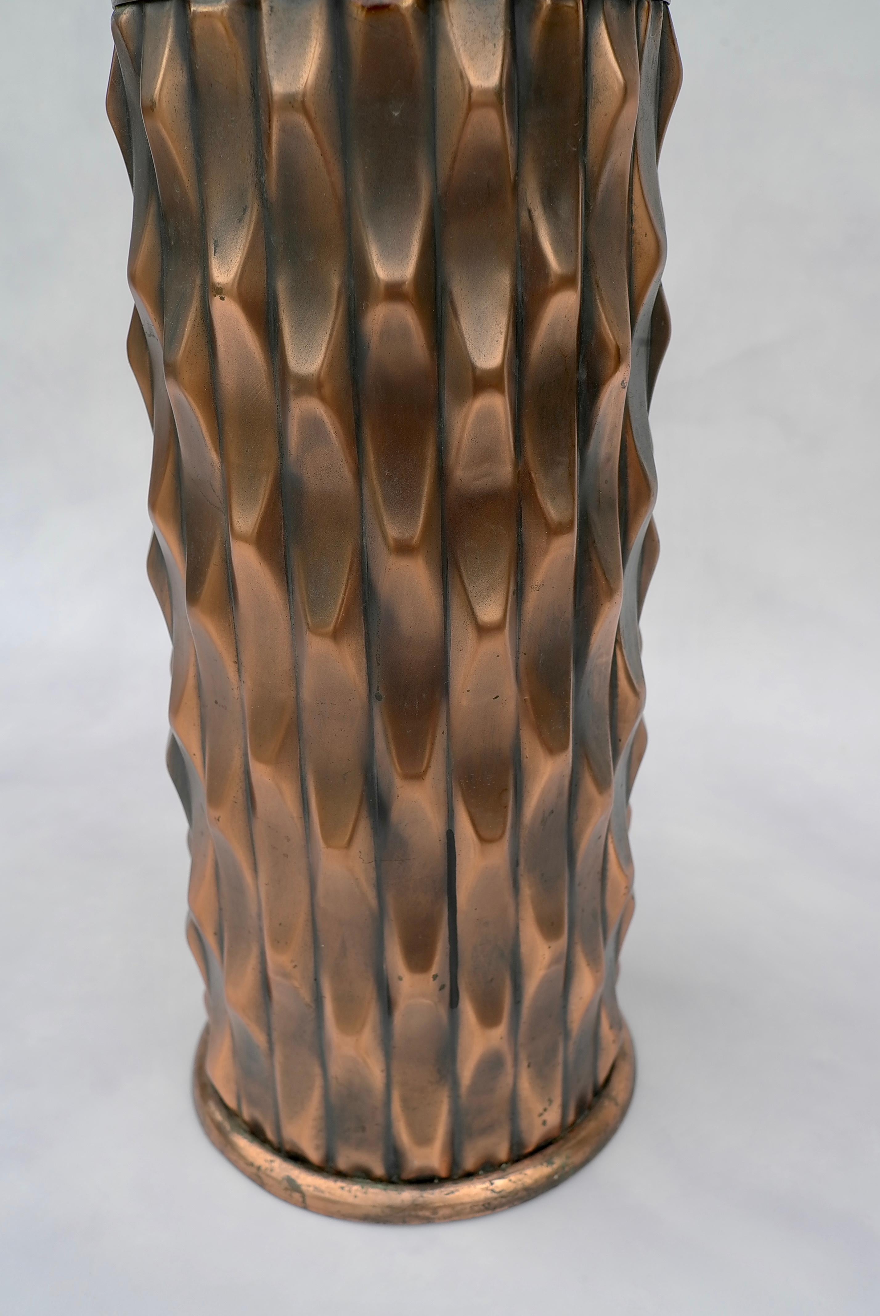 Midcentury Geometric Art Shaped Umbrella Stand in Copper, 1960s In Excellent Condition For Sale In Den Haag, NL