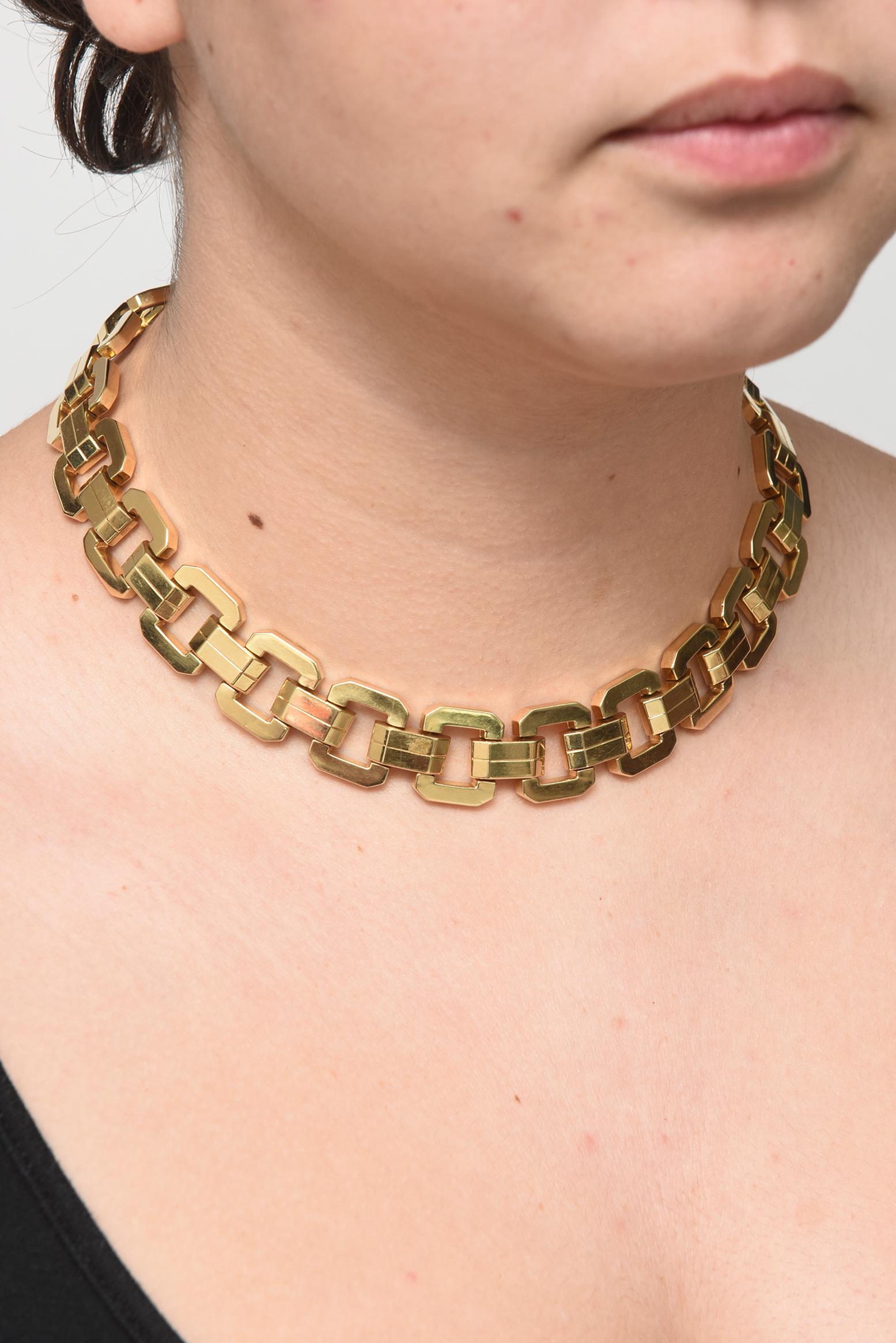 Midcentury Geometric Square Link and Double Bar Gold Necklace For Sale 2