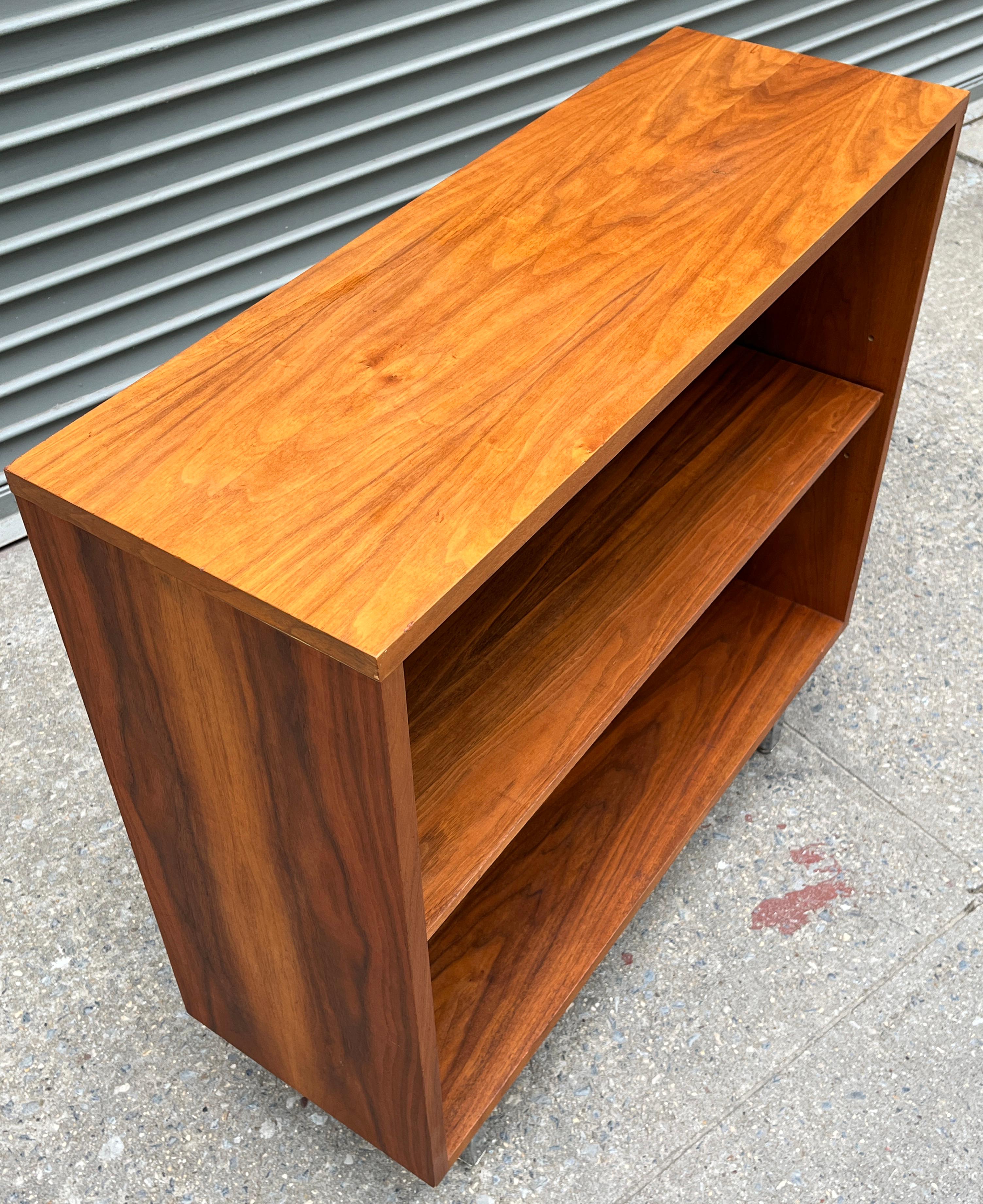 Midcentury George Nelson for Herman Miller Bookcase In Good Condition For Sale In BROOKLYN, NY