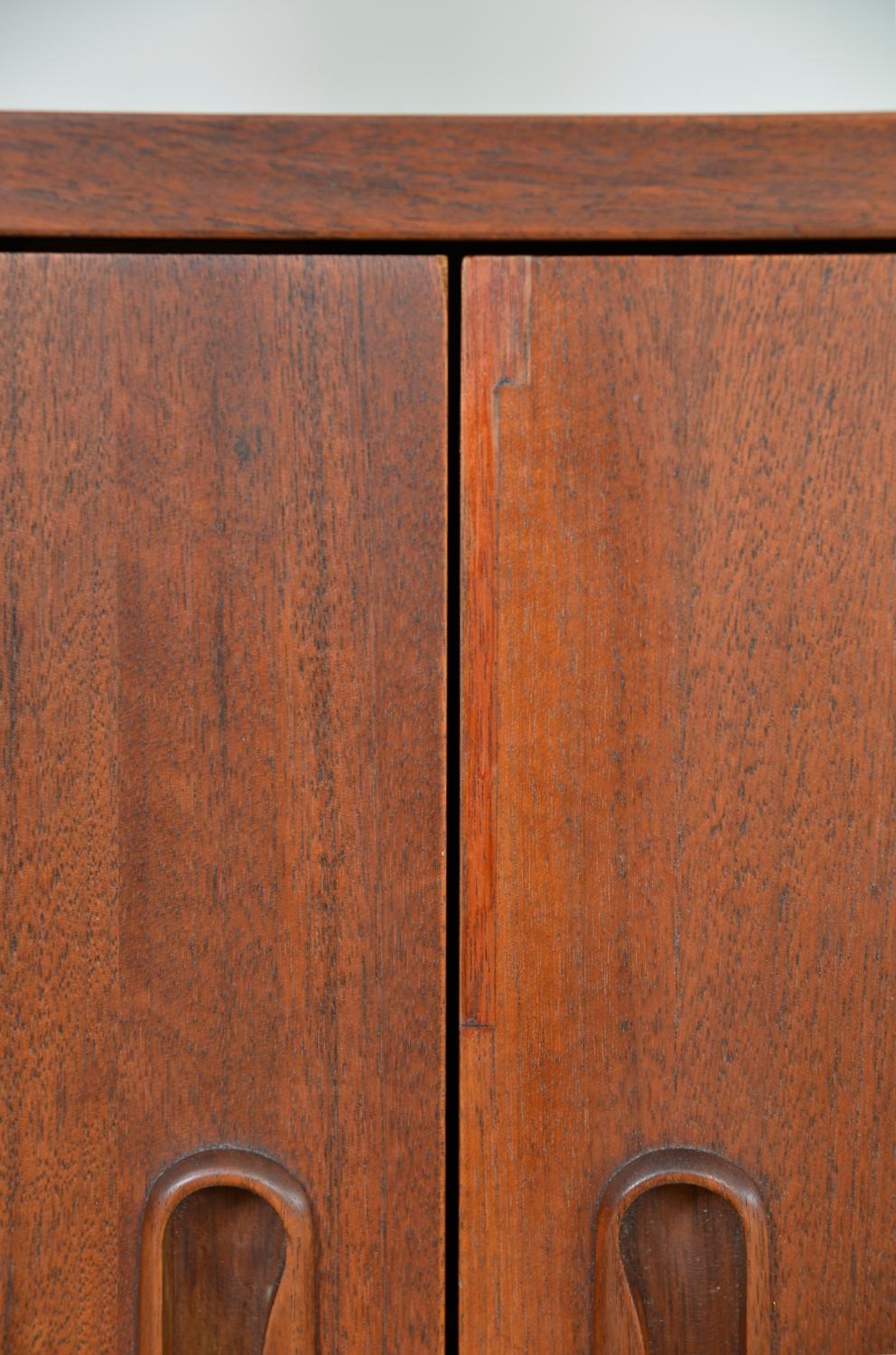 Midcentury George Nelson Omni Herman Miller Modulares Regalsystem Nussbaum 1950er Jahre im Angebot 9