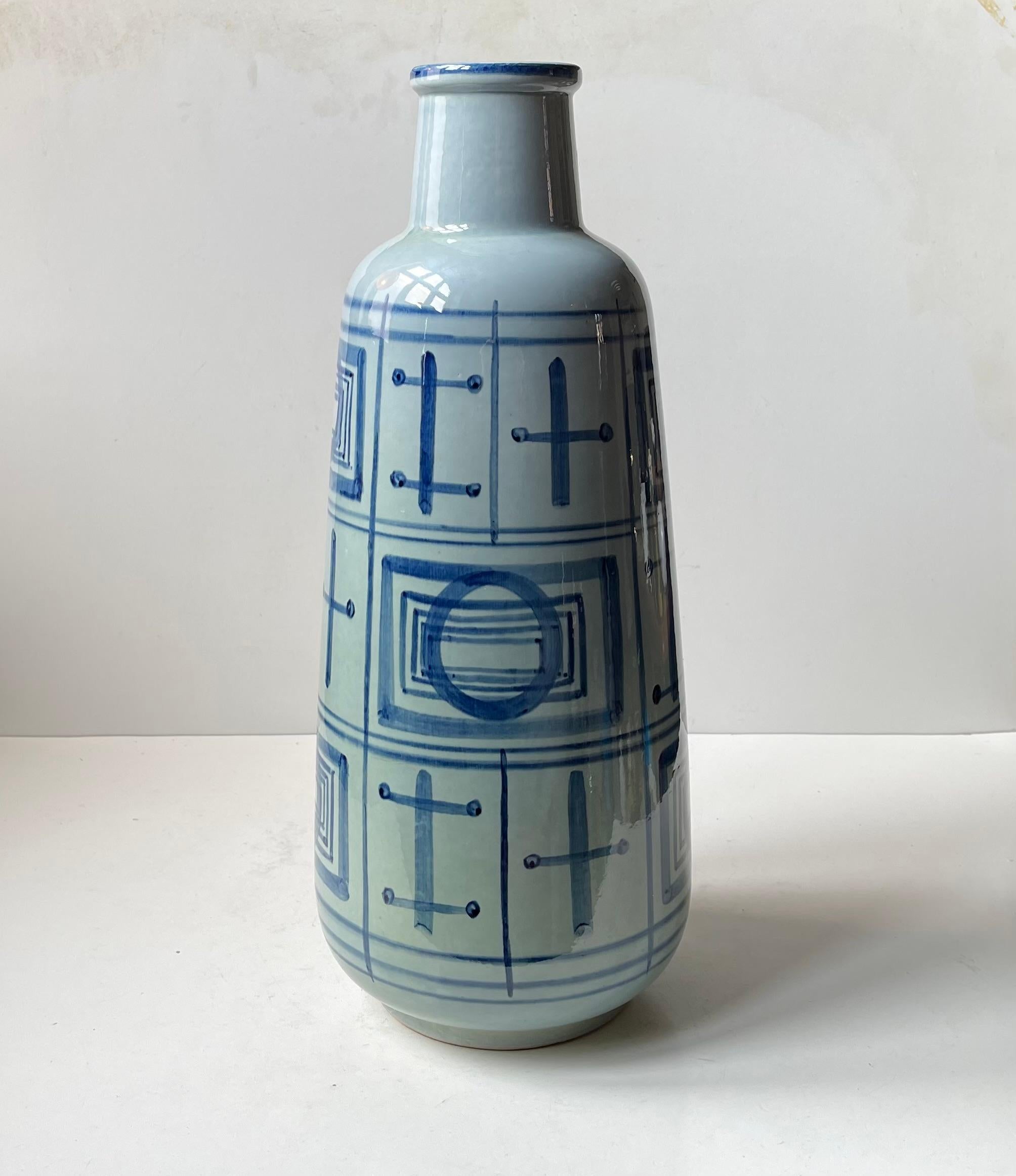 Gerd Hiort Petersen Blaue Keramik-Bodenvase aus der Jahrhundertmitte für Søholm, 1970er Jahre im Zustand „Gut“ im Angebot in Esbjerg, DK