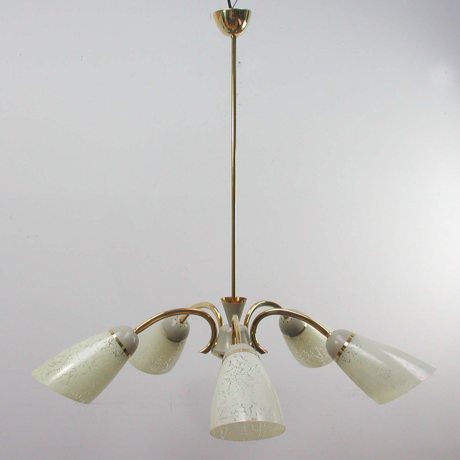 Midcentury German Brass and Glass Sputnik 5-Light Chandelier, 1950s For Sale 4