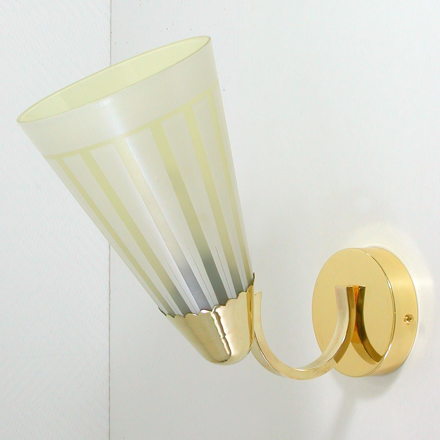 Midcentury German Brass and Glass Wall Light Sconce 1950s For Sale 3