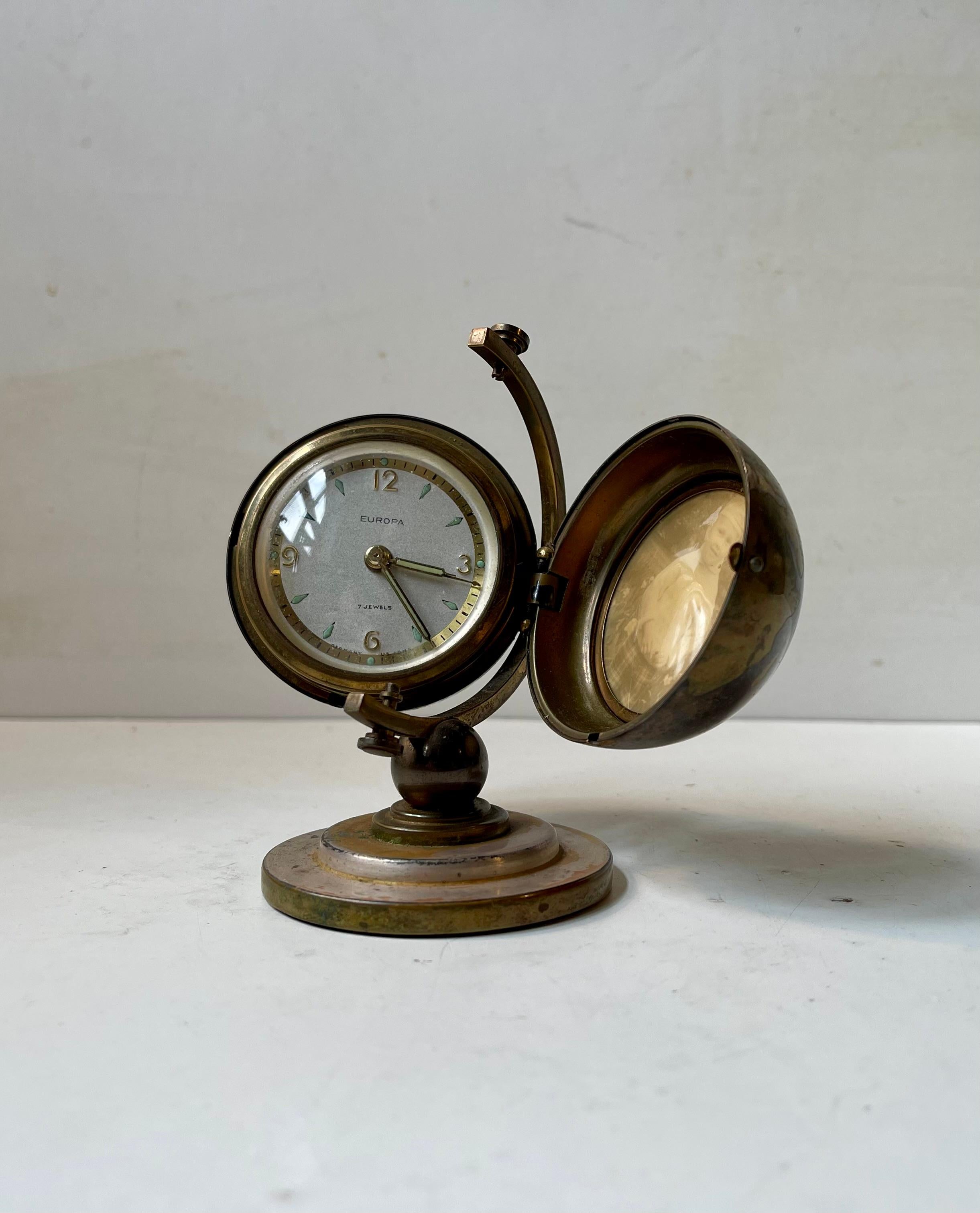 Midcentury German Clock Brass World Globe Form Desk Timepiece by EUROPA In Fair Condition In Esbjerg, DK