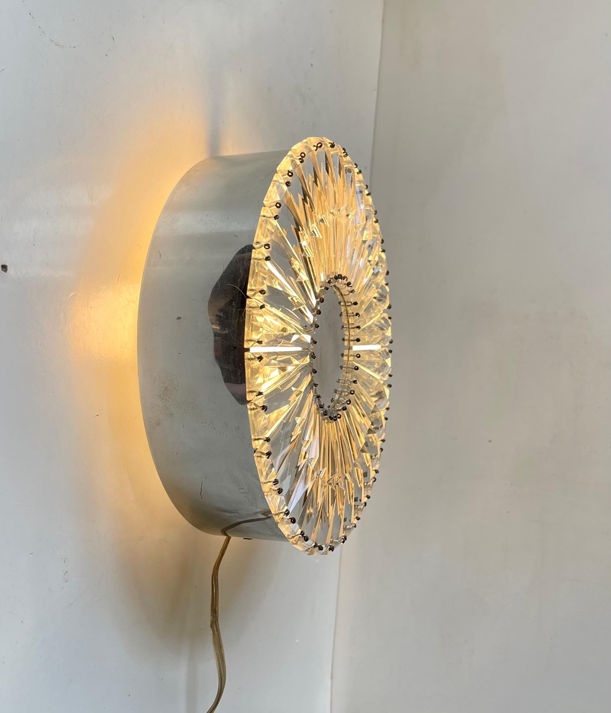 Faceted Midcentury German Cut Crystal Wall Sconce by Glashütte Limburg, 1960s For Sale