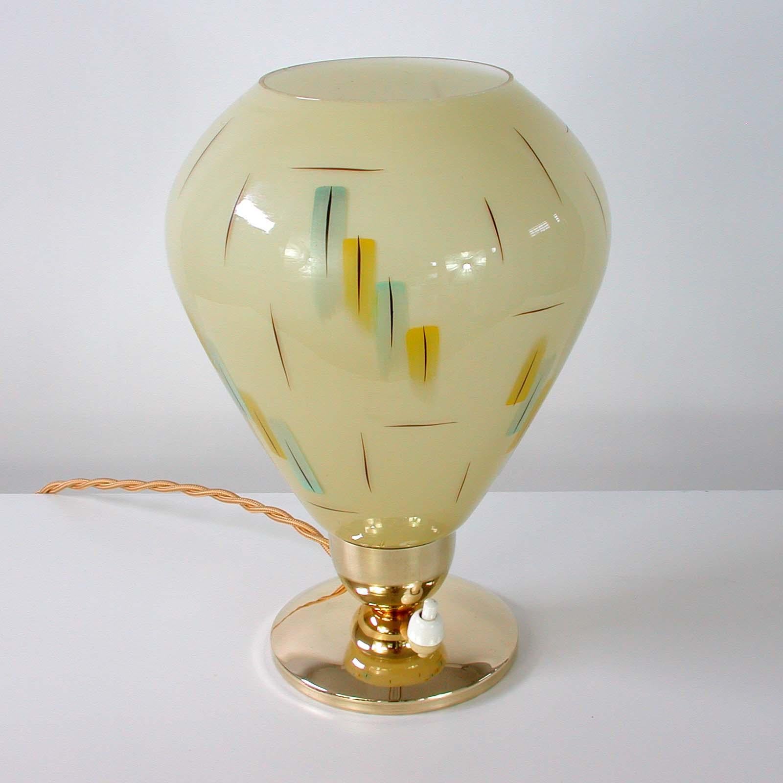 Midcentury German Glass and Brass Table Lamp, 1950s In Good Condition In NUEMBRECHT, NRW