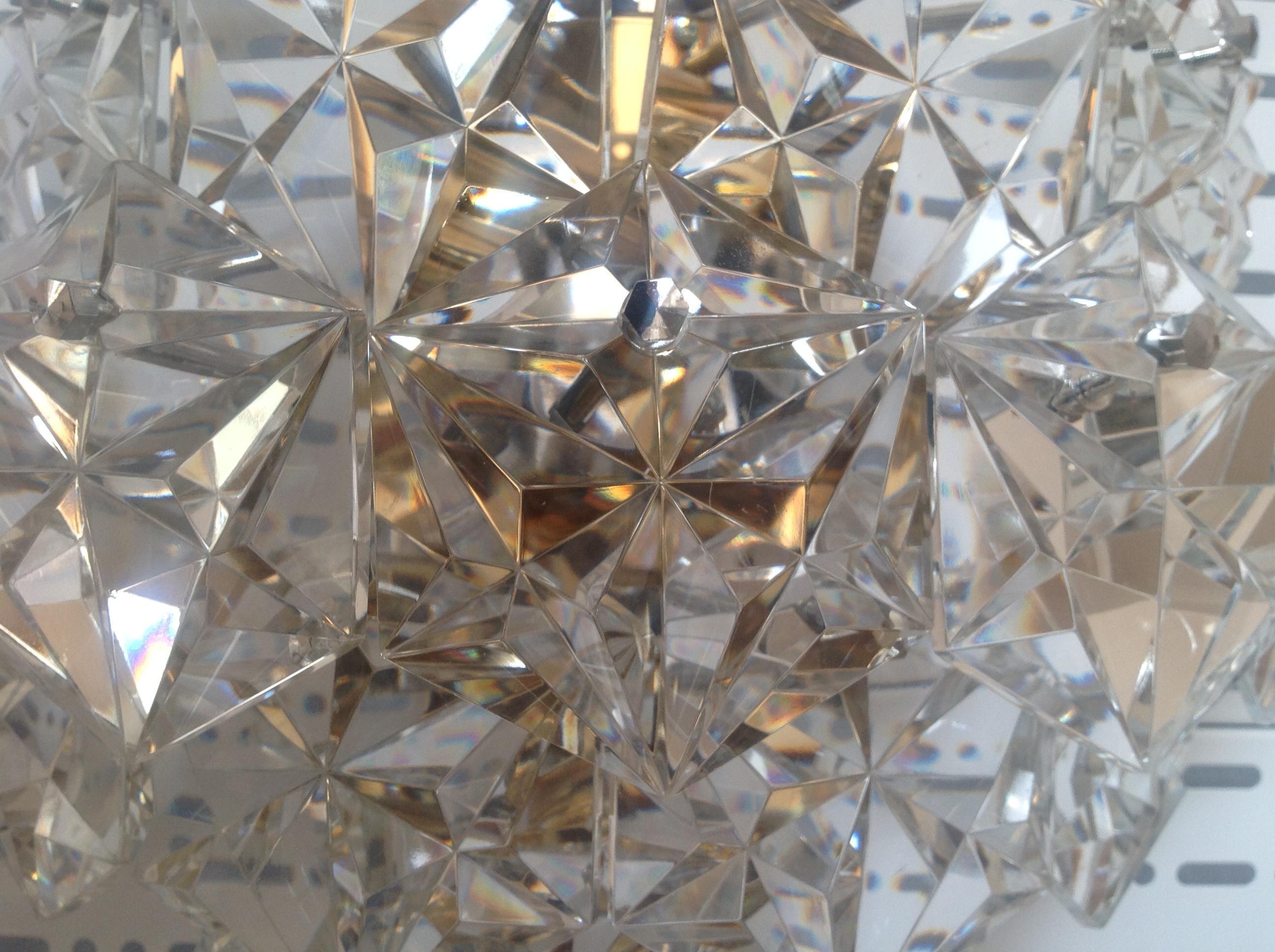 Pareja de grandes apliques de cristal alemanes de mediados de siglo, Kinkeldey, años 60 Alemán en venta